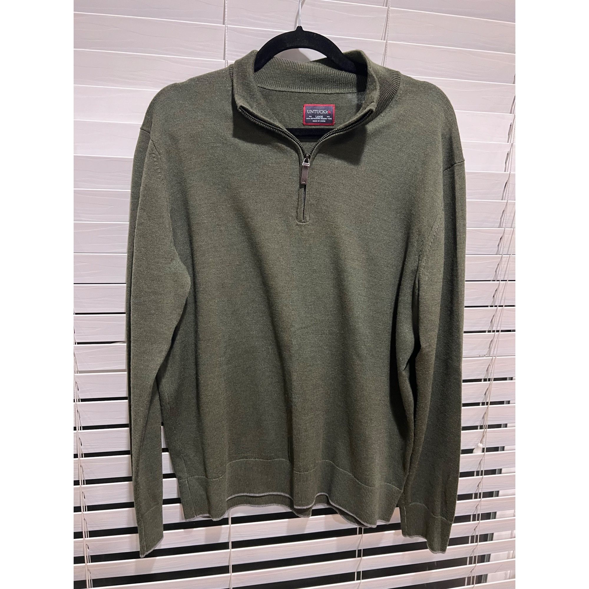 UNTUCKit Untuckit Merino Wool 1/4 Zip Pullover - Size L Size US L / EU 52-54 / 3 - 1 Thumbnail