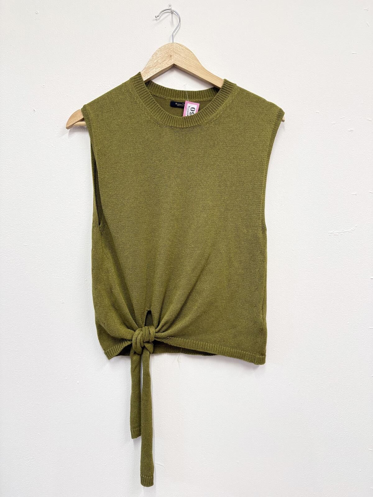 Massimo Dutti Massimo dutti beautiful top in size S :) Size S / US 4 / IT 40 - 1 Thumbnail