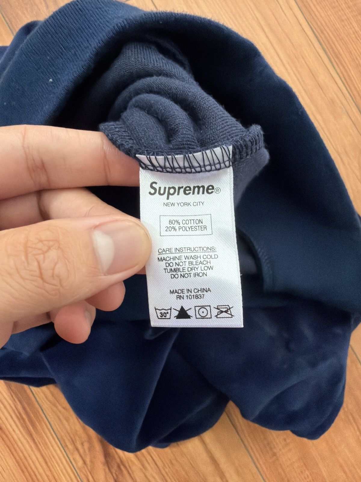 Supreme Supreme Velour Crewneck Size US L / EU 52-54 / 3 - 6 Thumbnail