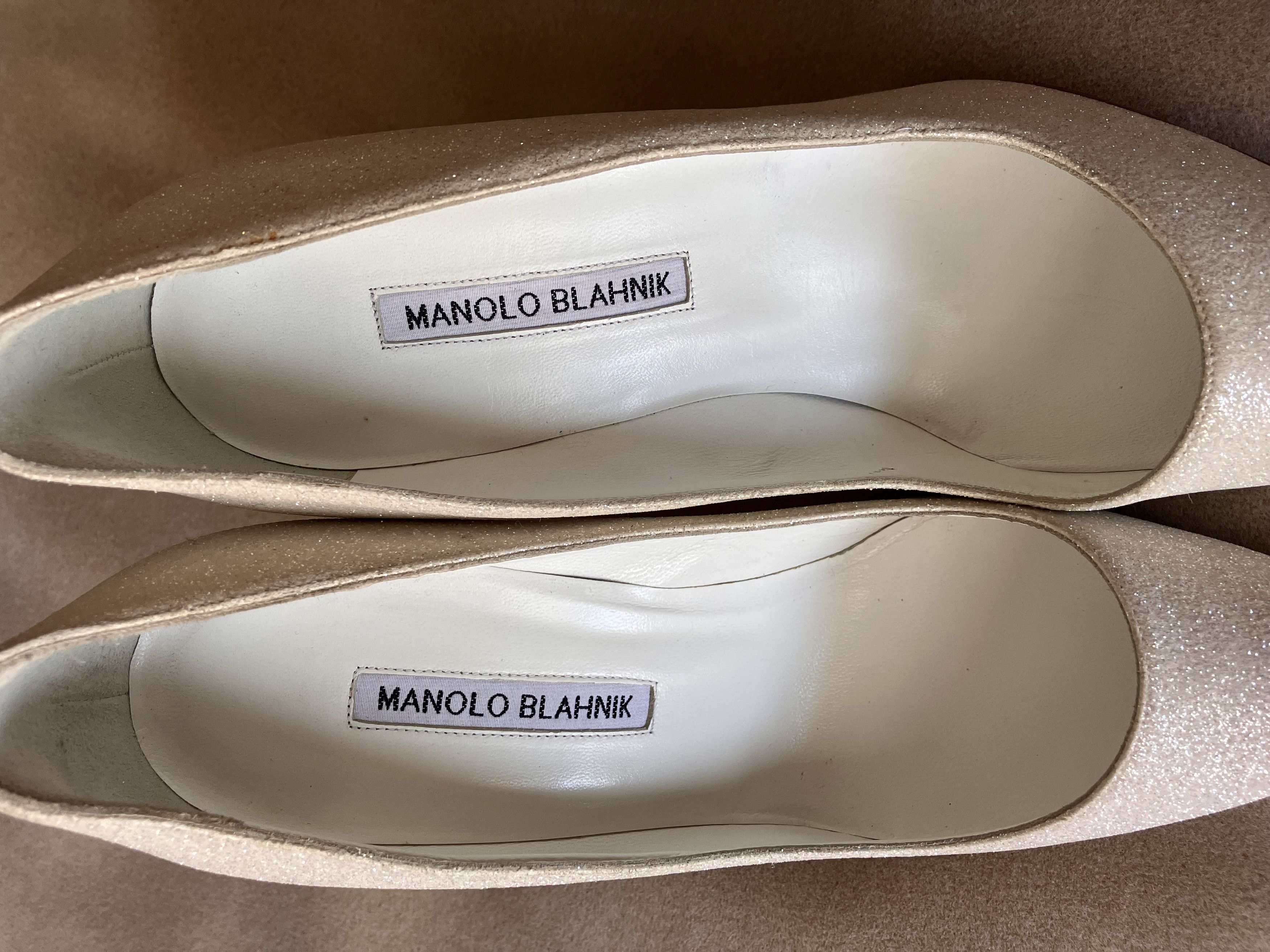 Manolo Blahnik Manolo Blahnik White Sparkly Stiletto Heels - 39 Size US 9 / IT 39 - 12 Thumbnail