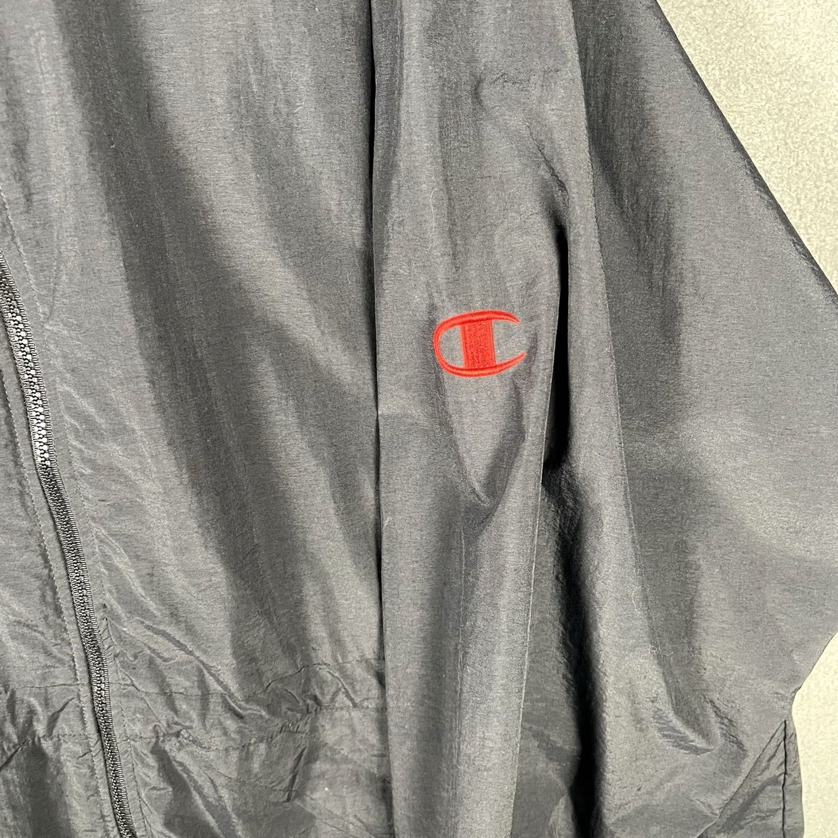 Champion VINTAGE Champion Windbreaker Full Zip Jacket XL Black Hidden Hood 90s Retro Sports Mens Jacket Size US XL / EU 56 / 4 - 5 Thumbnail