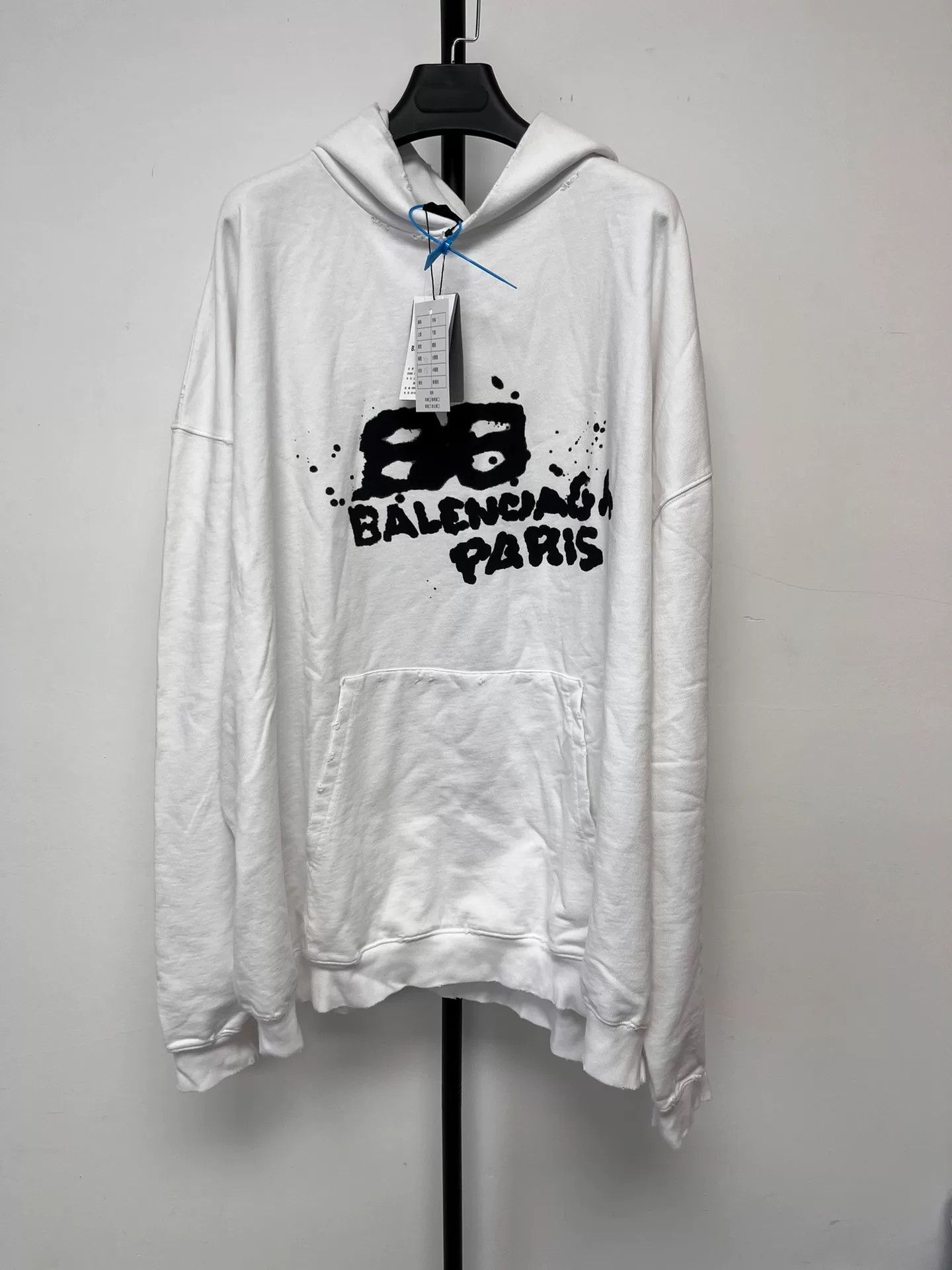 Balenciaga Balenciaga Graffiti Print Hoodie Size US S / EU 44-46 / 1 - 1 Thumbnail
