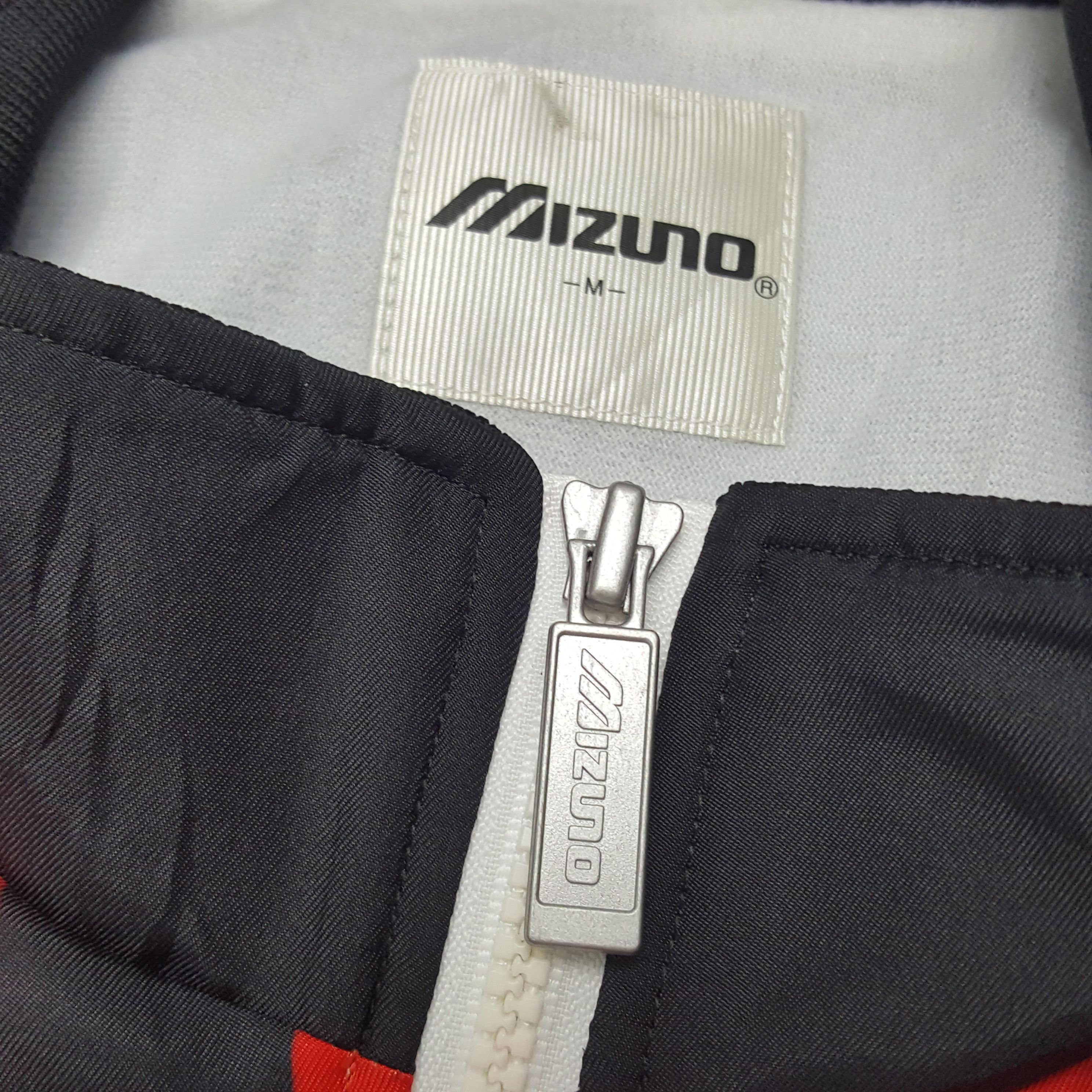 Mizuno × Sports Specialties × Vintage Vintage Mizuno Windbreaker Jacket Size US M / EU 48-50 / 2 - 4 Thumbnail