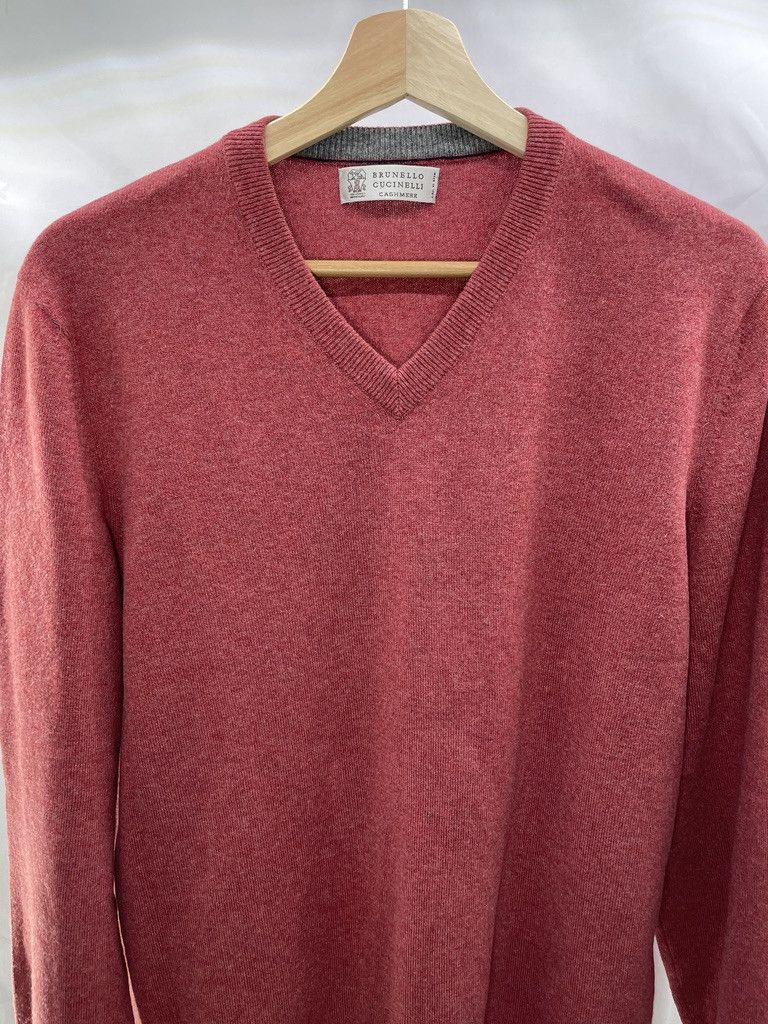Brunello Cucinelli BRUNELLO CUCINELLI Red V Neck 100% Cashmere Sweater Size US M / EU 48-50 / 2 - 2 Thumbnail