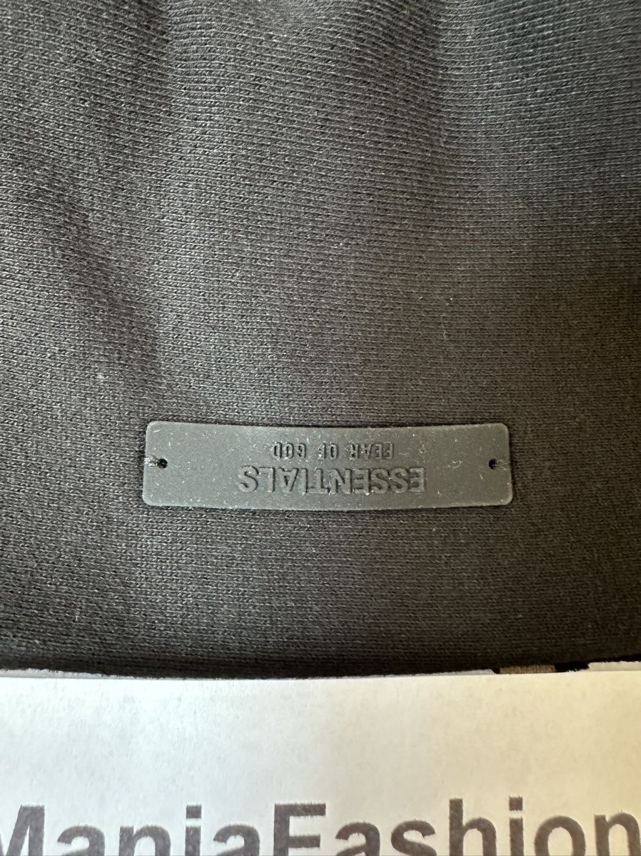 Essentials Fear of God Essentials Fleece Hoodie Black Size US XL / EU 56 / 4 - 4 Thumbnail