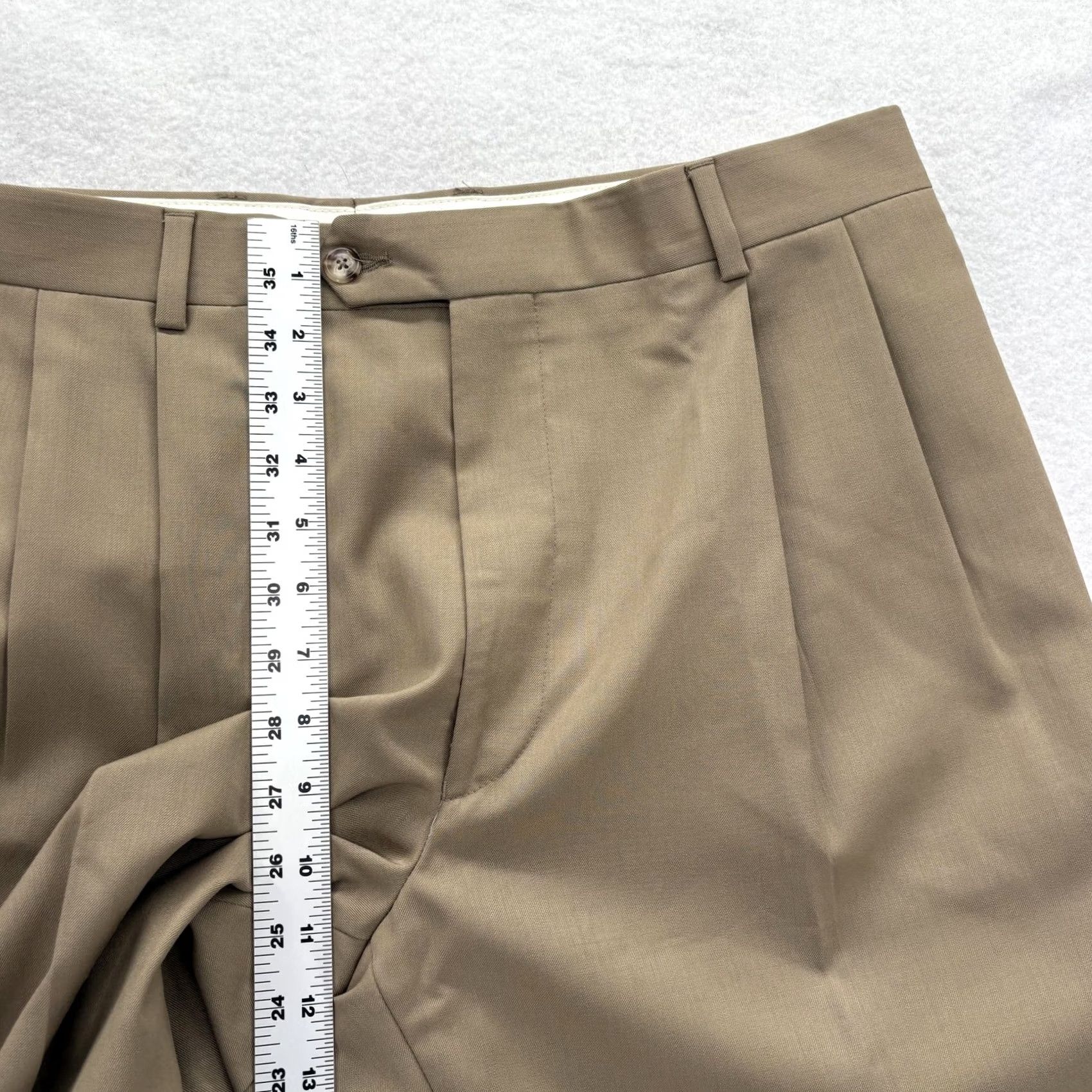 Jos. A. Bank Jos. A. Bank Dress Pants Mens 36 Beige Wool Pleated Executive Stretch Unhemmed Size US 36 / EU 52 - 7 Thumbnail