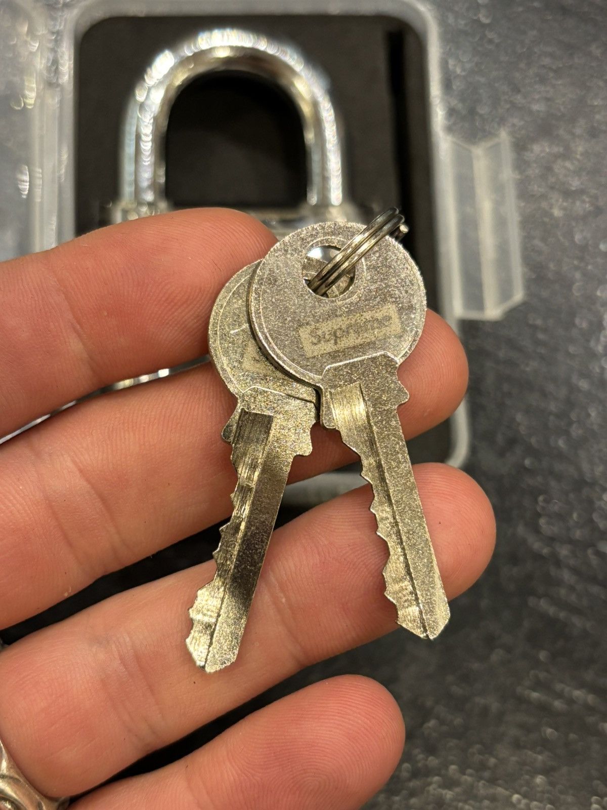 Supreme Supreme Transparent Lock Size ONE SIZE - 3 Thumbnail