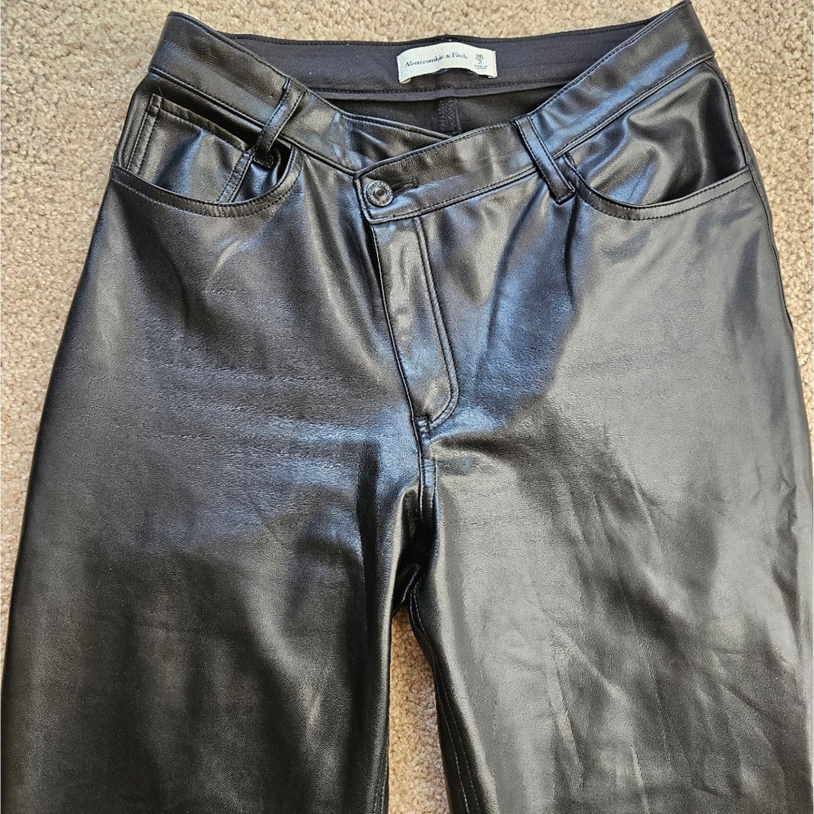 Abercrombie & Fitch Abercrombie & Fitch Criss-Cross Waist Vegan Leather 90s Sz 2 Size 26" / US 2 / IT 38 - 6 Thumbnail