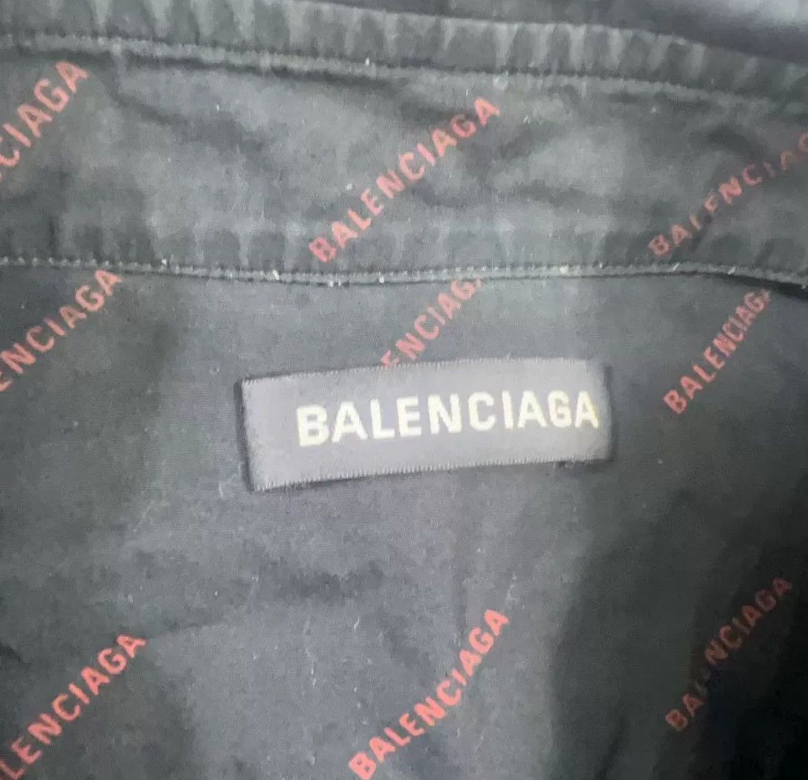 Balenciaga Balenciaga full printed shirt Size US M / EU 48-50 / 2 - 5 Thumbnail