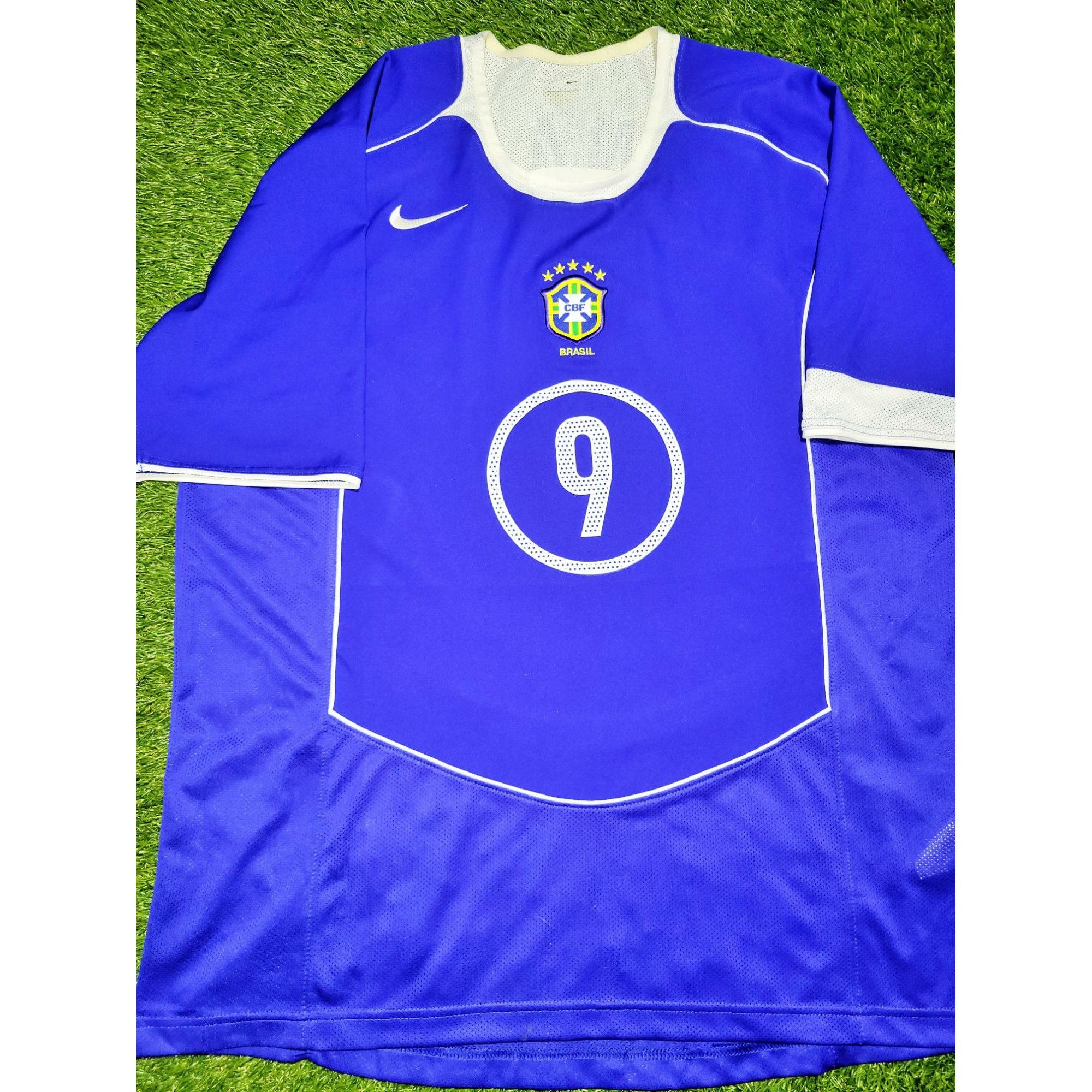 image of Ronaldo Nike Brazil 2004 Away Soccer Jersey Shirt L in Blue, Men's (Size Large)