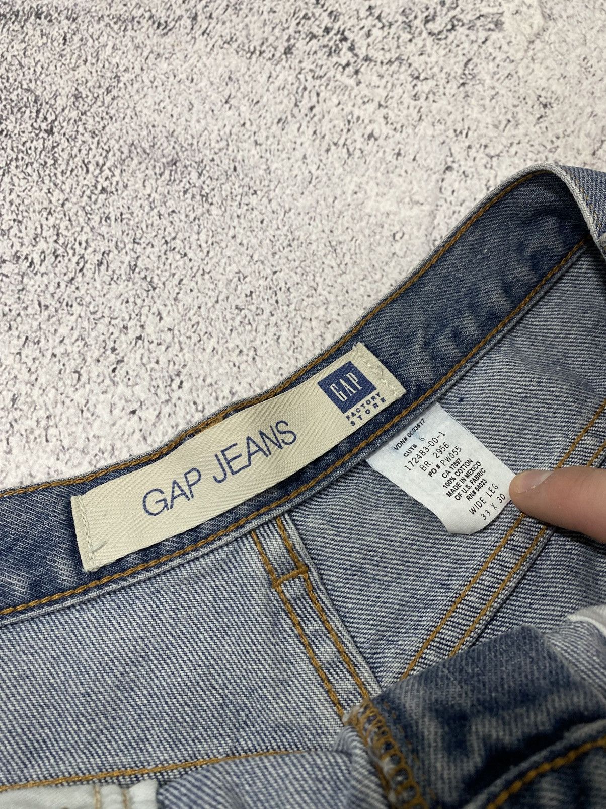 Gap Vintage GAP Jeans Wide Leg Baggy Denim Jeans 33x30 Size US 33 - 11 Thumbnail