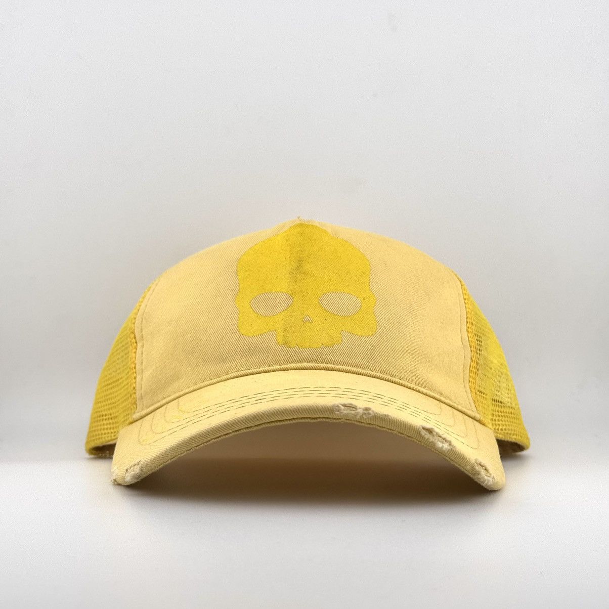 HYDROGEN Hydrogen Skull H2S Trucker Cap Distressed Trasherd Hat Y2K Size ONE SIZE - 1 Thumbnail