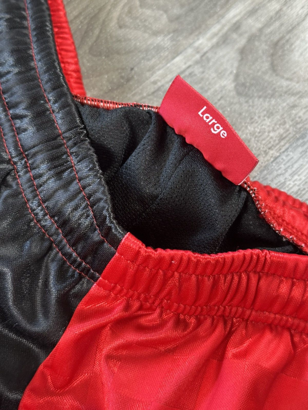 Supreme Supreme Split Soccer Short Black Size US 34 / EU 50 - 3 Thumbnail