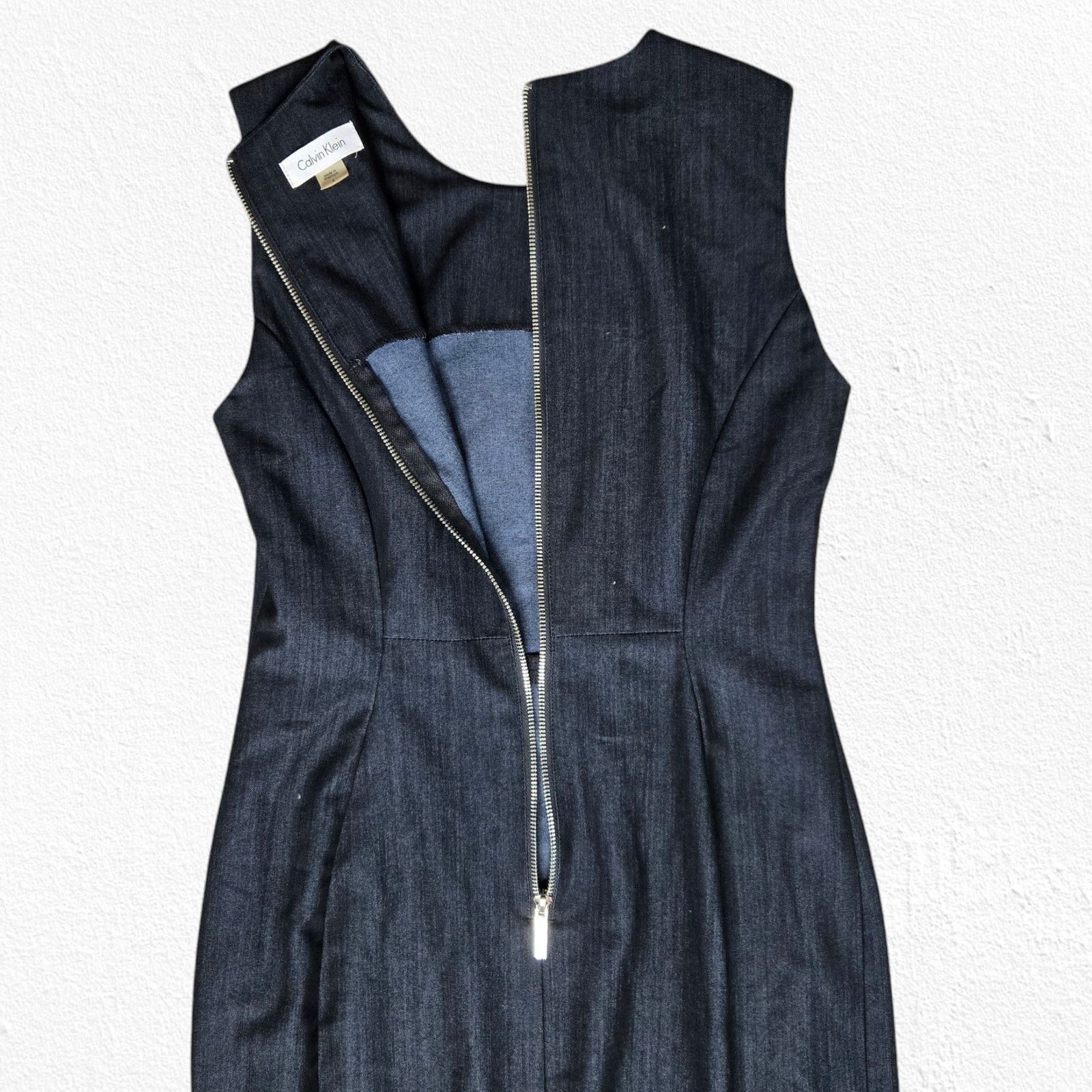 Calvin Klein Calvin Klein Dark Wash Chambray Career Dress Size 4 Size S / US 4 / IT 40 - 6 Thumbnail