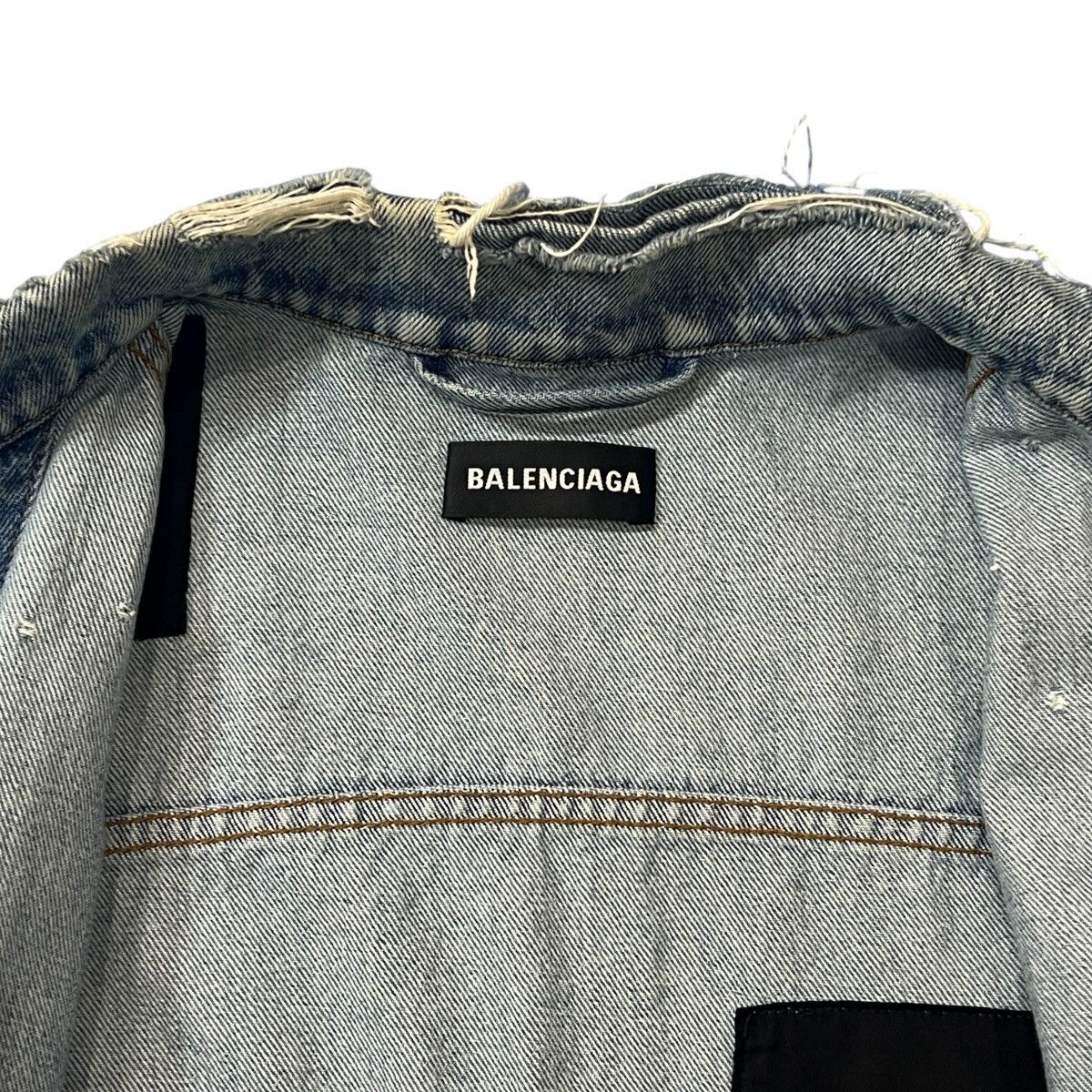 Balenciaga BALENCIAGA 2020AW Demna Gvasalia Distressed Denim Jacket Size US S / EU 44-46 / 1 - 7 Thumbnail