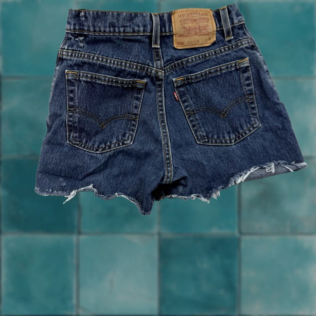 Levi's VINTAGE Levi's 550 Denim Shorts 25” Waist Medium Wash USA MADE 90s Western College Hippie Retro Casual Womens Shorts Size 42" / US 20 - 1 Thumbnail