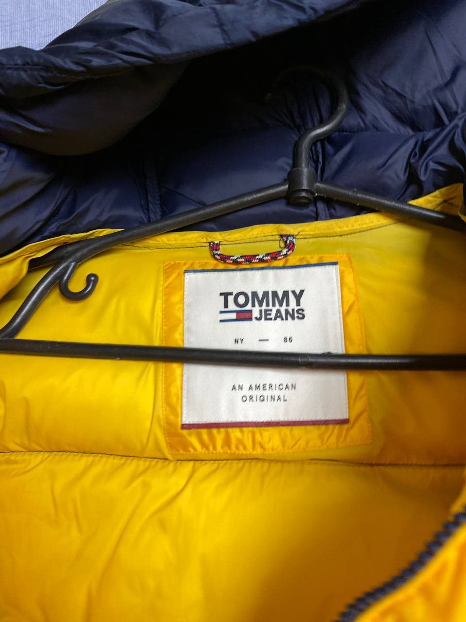 Tommy Hilfiger Vintage 90s Tommy Hilfiger windbreaker jacket Size US XS / EU 42 / 0 - 16 Thumbnail