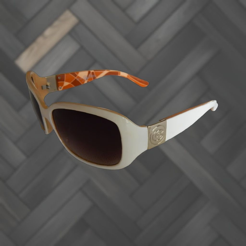 Oleg Cassini VINTAGE Oleg Cassini Sunglasses Women White Small Scratches 1026 Size ONE SIZE - 1 Thumbnail
