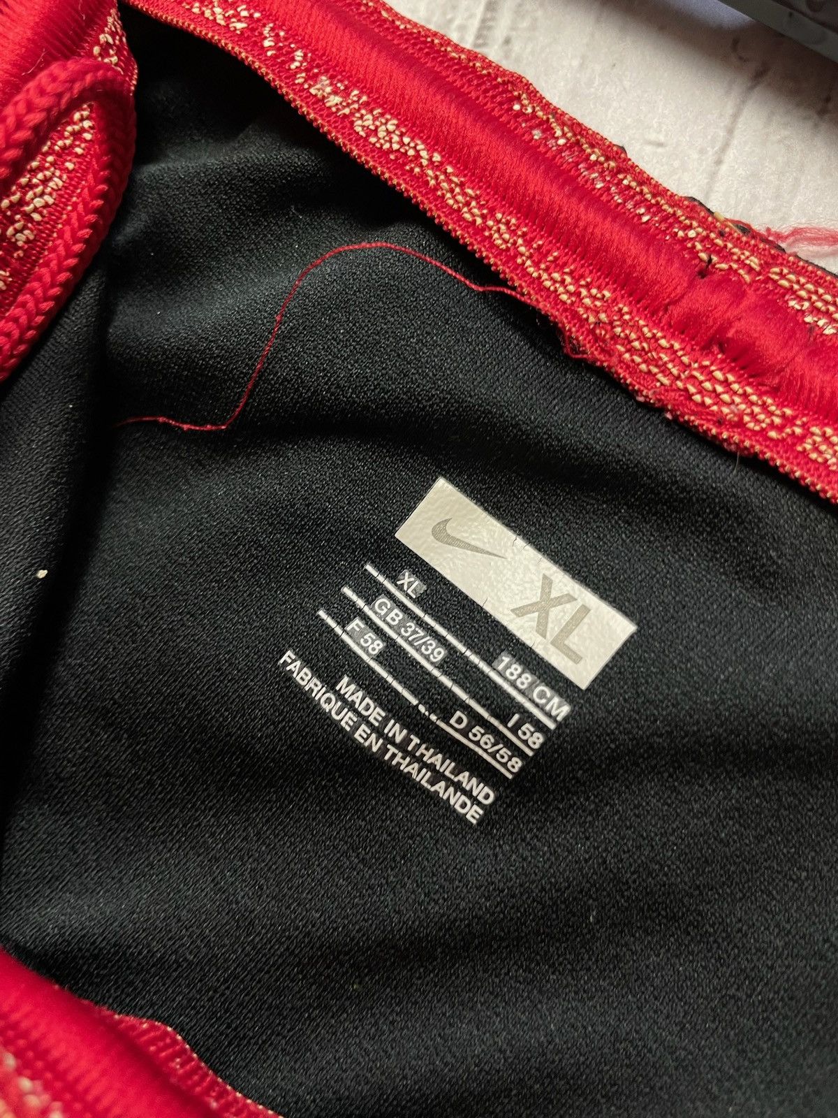 Nike × Vintage Vintage Nike Manchester United soccer shorts size XL Size US 36 / EU 52 - 6 Thumbnail