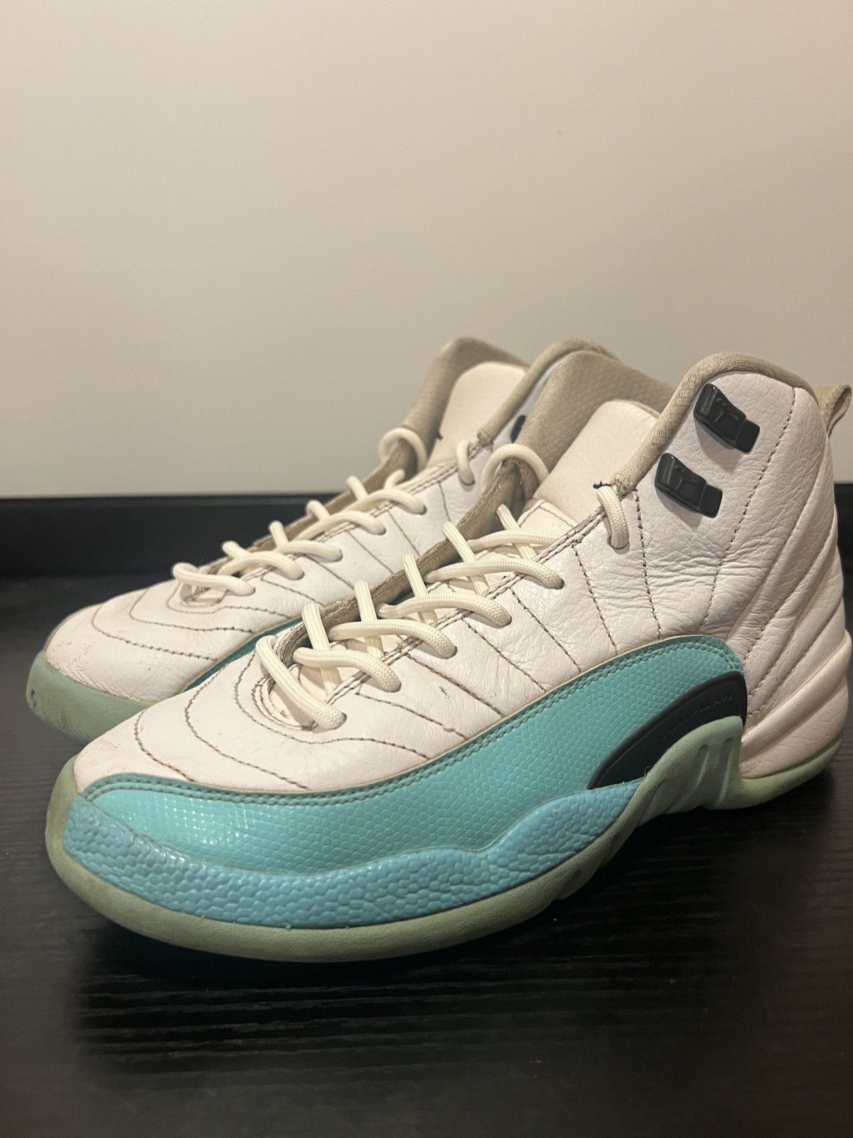 Jordan Brand SIZE 6.5 MEN - Jordan 12 Mid Light Aqua Size US 6.5 / EU 39-40 - 1 Thumbnail