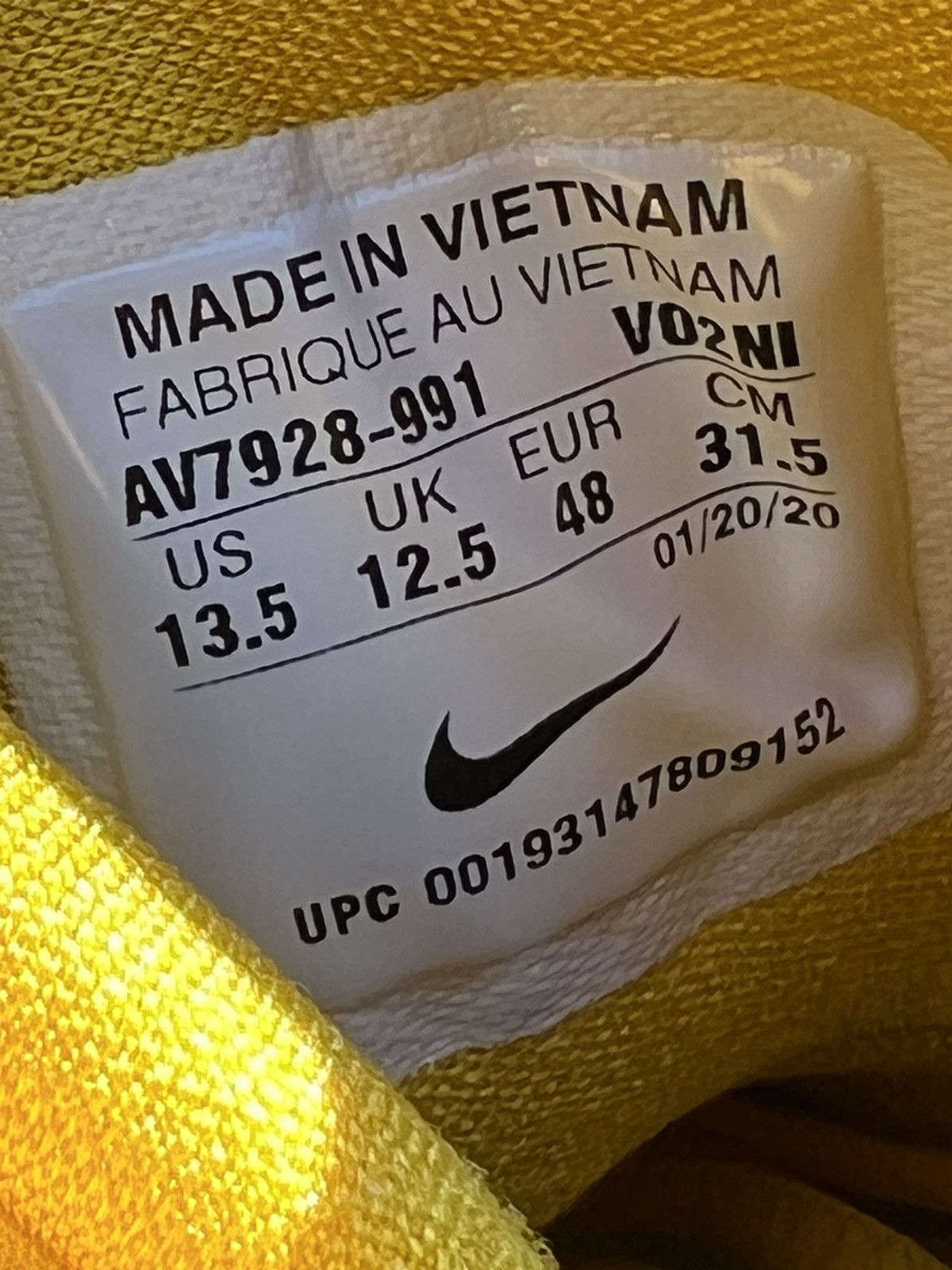 Nike CLEAN Nike PG 3 ID size 13.5 Mens Purple Lakers shoes Size US 13 / EU 46 - 12 Thumbnail