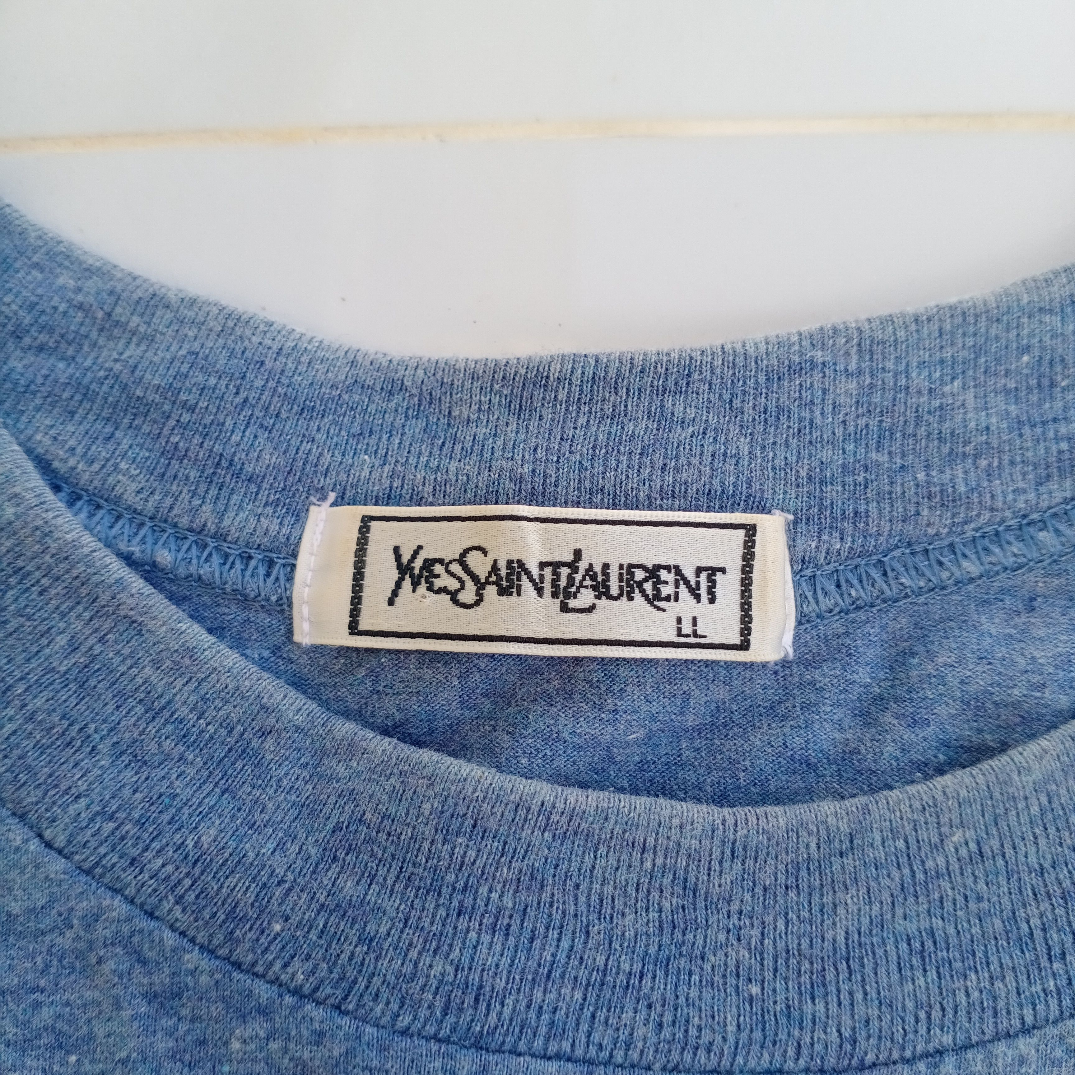Yves Saint Laurent YSL Yves Saint Laurent Small Logo Plain T shirt Blue Size US L / EU 52-54 / 3 - 3 Thumbnail