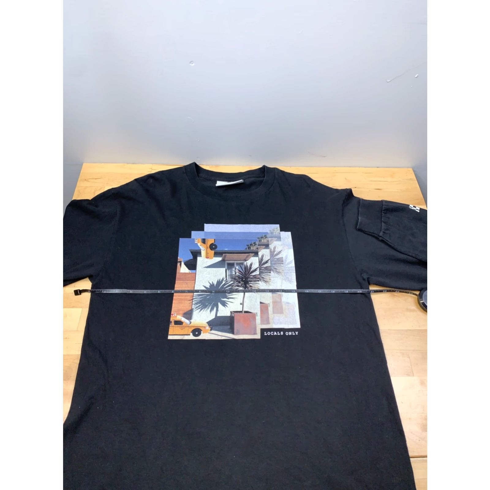 Vintage Locals Only Shirt Mens L Black Long Sleeve Crew Neck 1904 #8839 Size US L / EU 52-54 / 3 - 5 Thumbnail