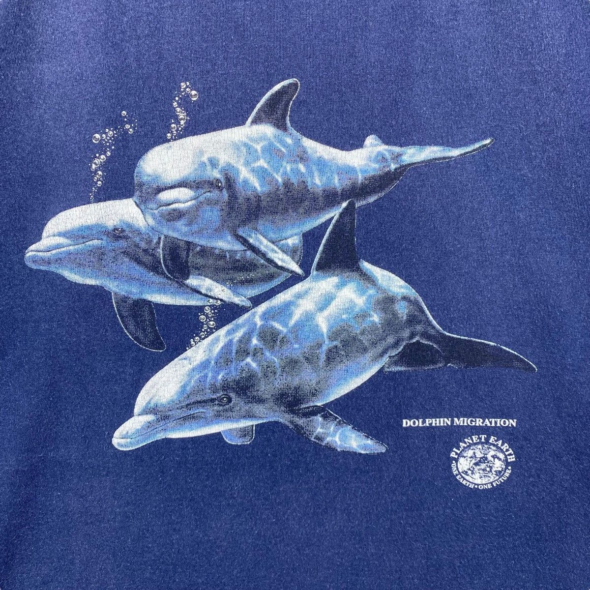Other Vintage Planet Earth DOLPHIN MIGRATION Graphic Tee Shirt Size US XL / EU 56 / 4 - 2 Thumbnail