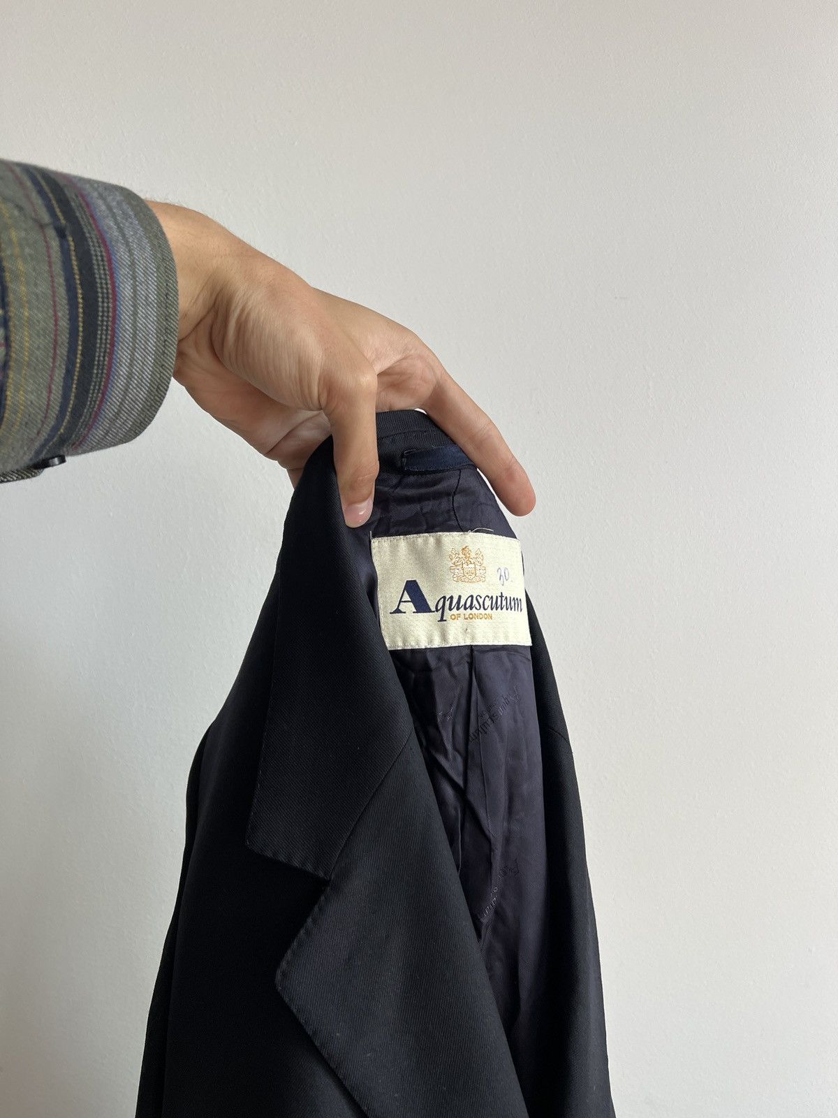 Aquascutum Vintage Aquascutum London Wool Woman’s Button Blazer Size M / US 6-8 / IT 42-44 - 13 Thumbnail