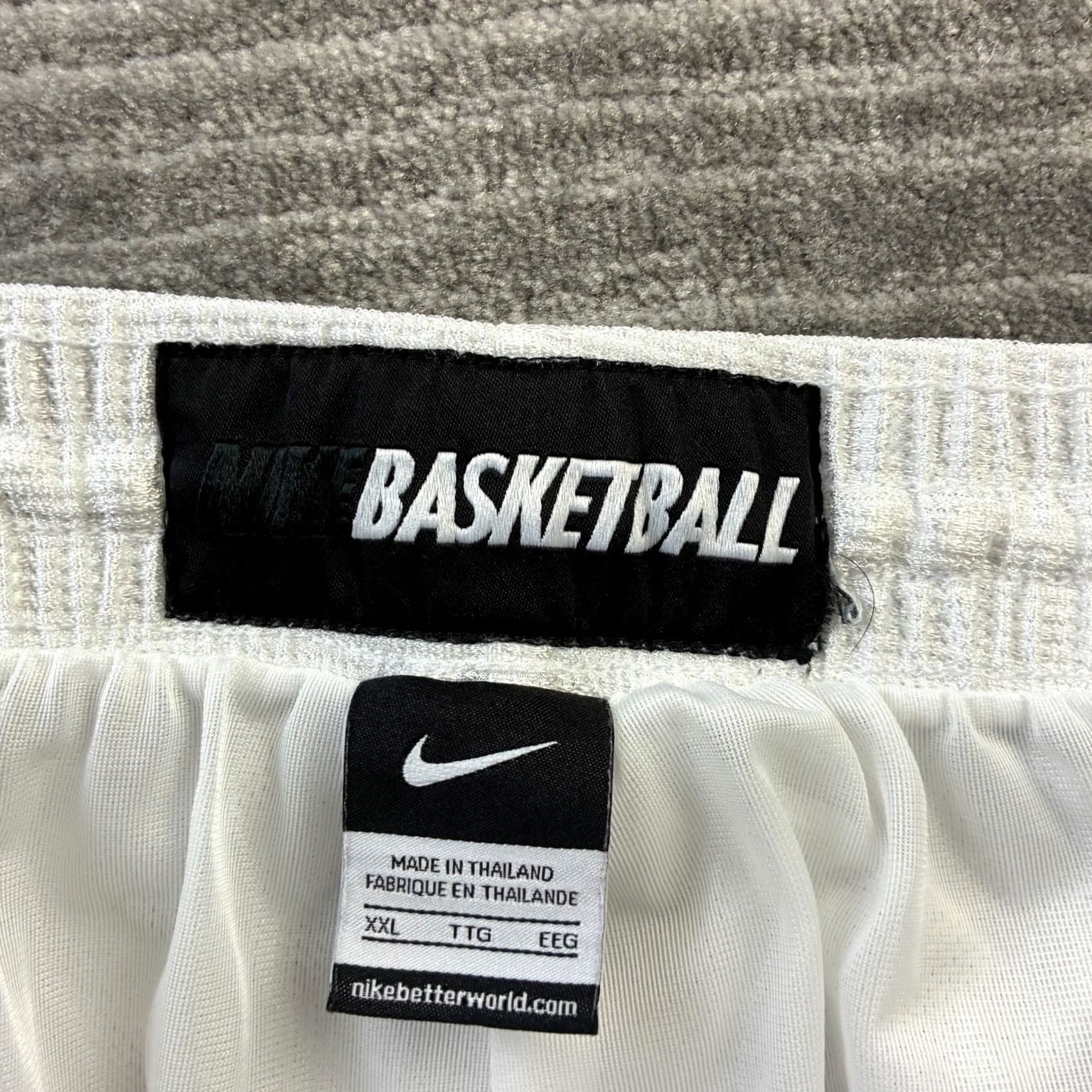 Nike VINTAGE Nike Shorts Mens 2XL White Shiny Dazzle Basketball Baggy Shorts Size US 32 / EU 48 - 5 Thumbnail