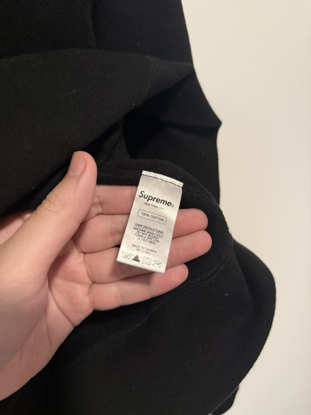 Supreme Supreme Box Logo sz L Black on Black Size US L / EU 52-54 / 3 - 6 Thumbnail