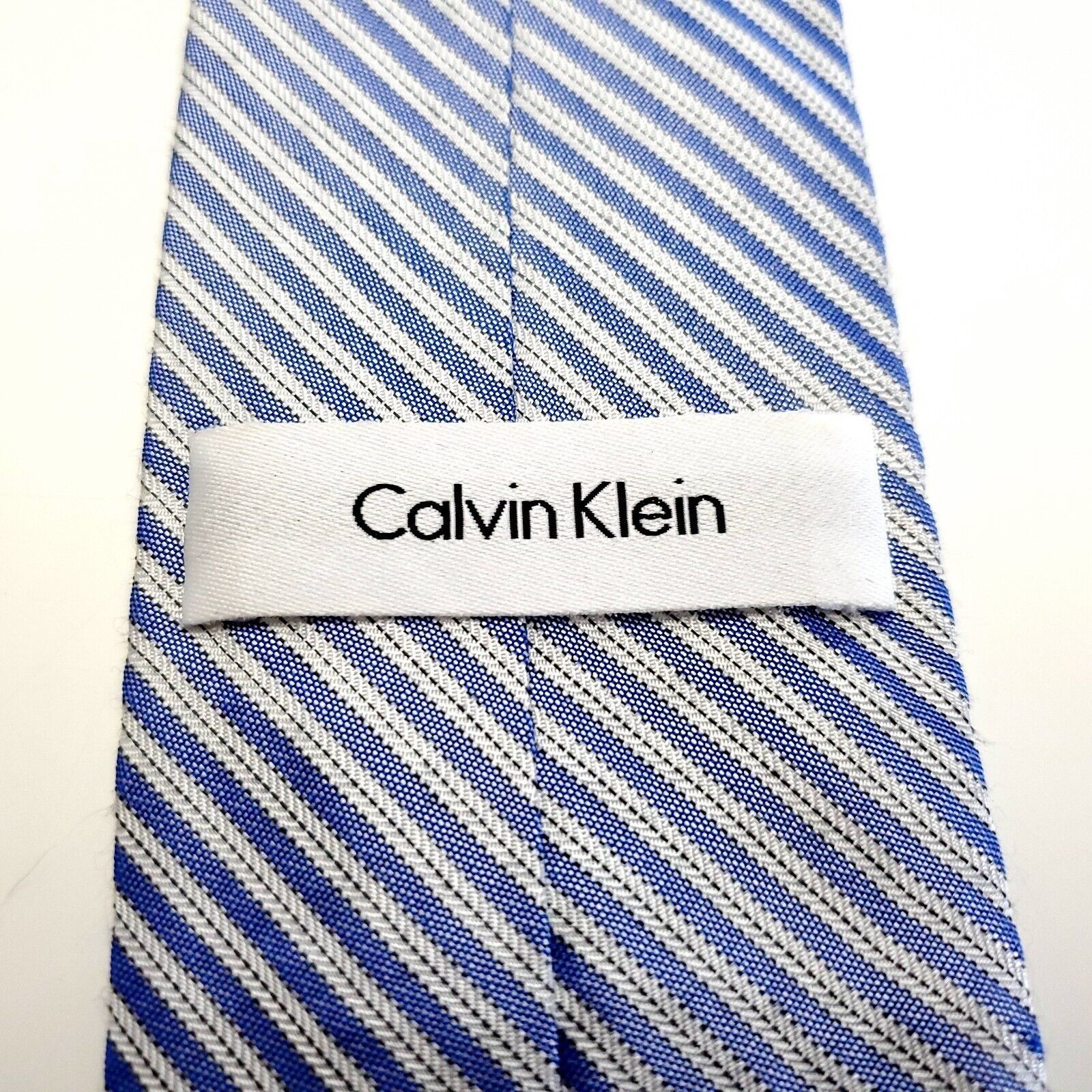 Calvin Klein Calvin Klein Blue White Striped Woven Skinny Silk Tie Size ONE SIZE - 3 Thumbnail