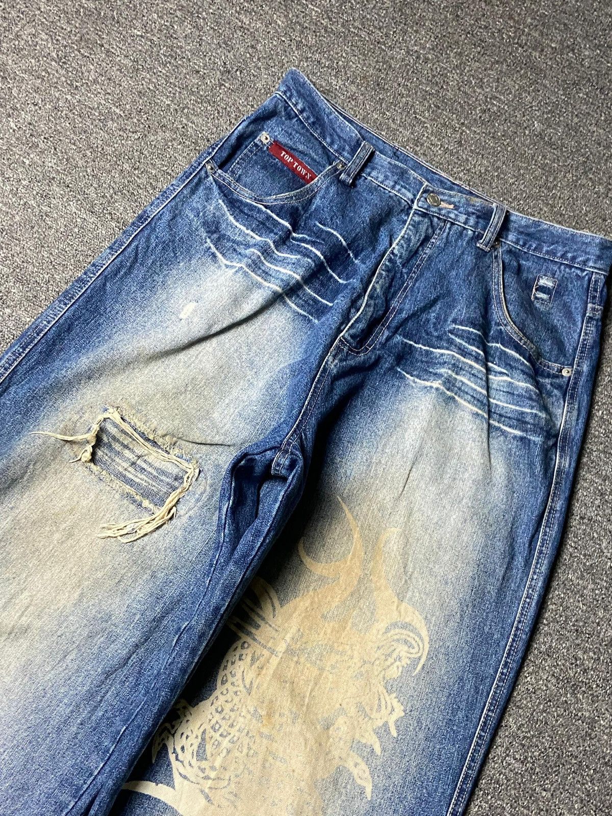 Japanese Brand Vintage Top Town Dragon Print Denim Jeans (162) Size US 32 / EU 48 - 9 Thumbnail