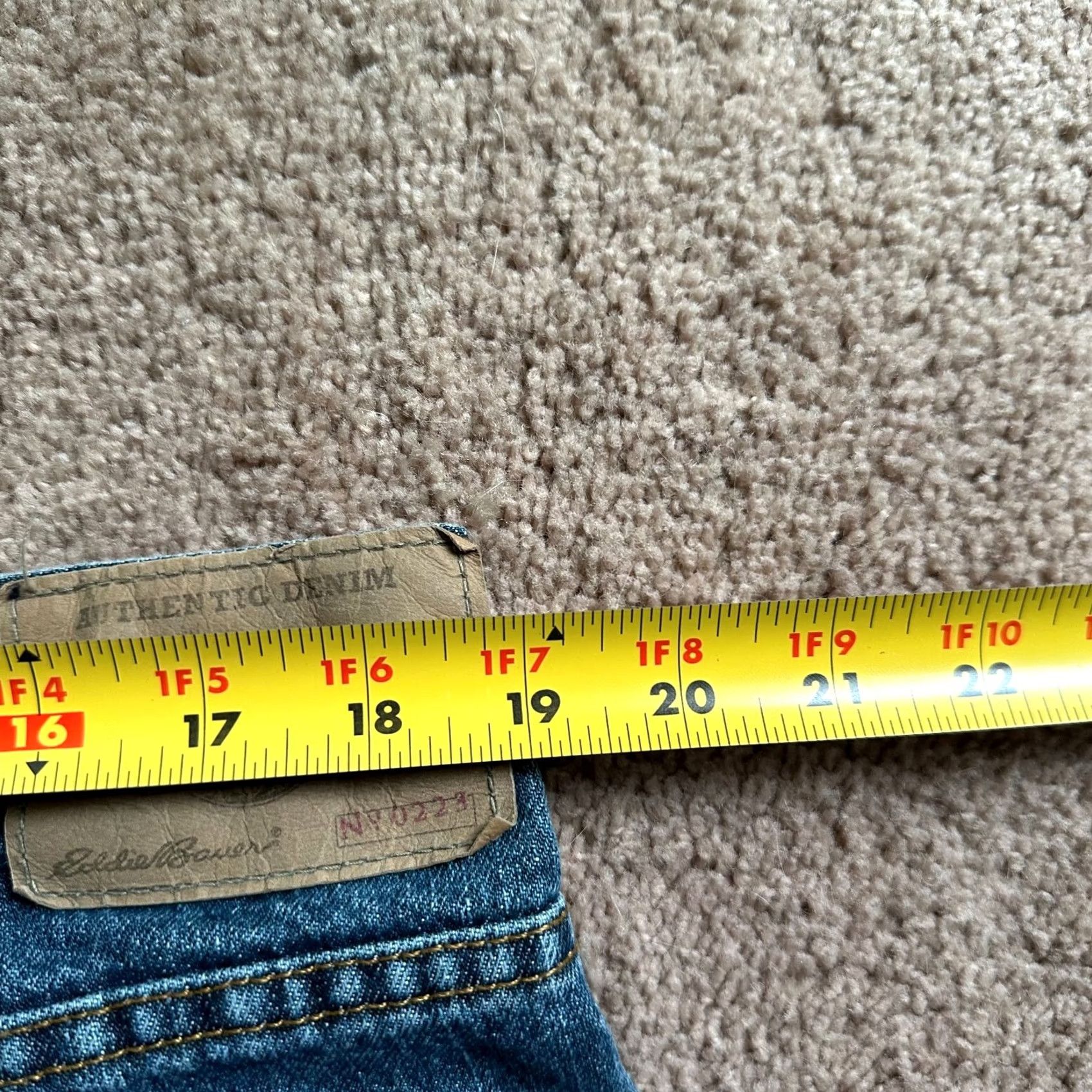 Eddie Bauer Eddie Bauer Mens Jeans 38x30 Straight Leg Mid Rise Blue Medium Wash Denim Size US 38 / EU 54 - 7 Thumbnail