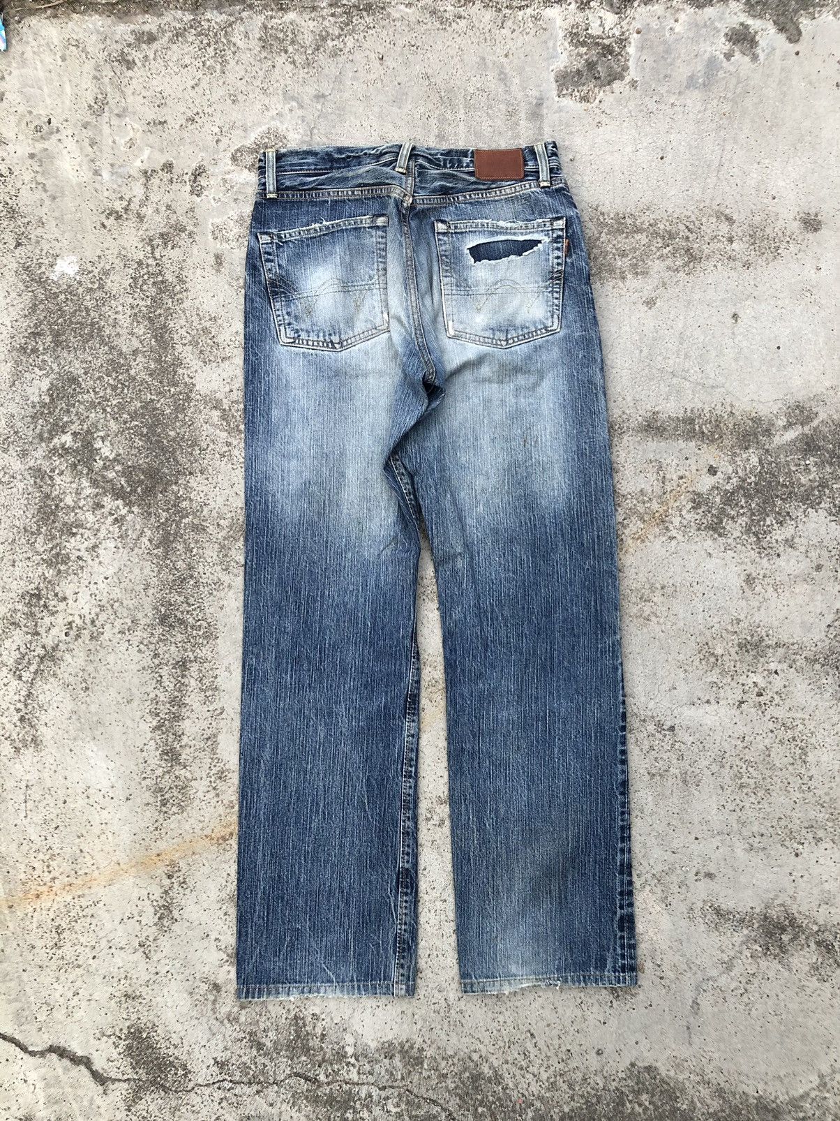 Edwin VINTAGE EDWIN SELVEDGE DISTRESSED DENIM Size US 30 / EU 46 - 9 Thumbnail