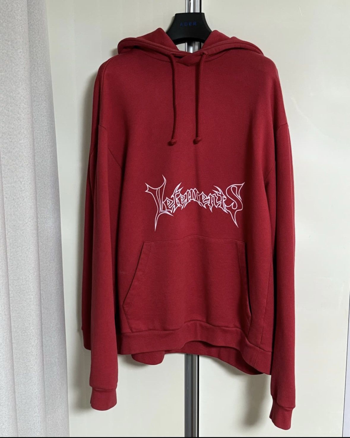 Vetements Vetements AW17 Seoul Exclusive Metal Logo Hoodie