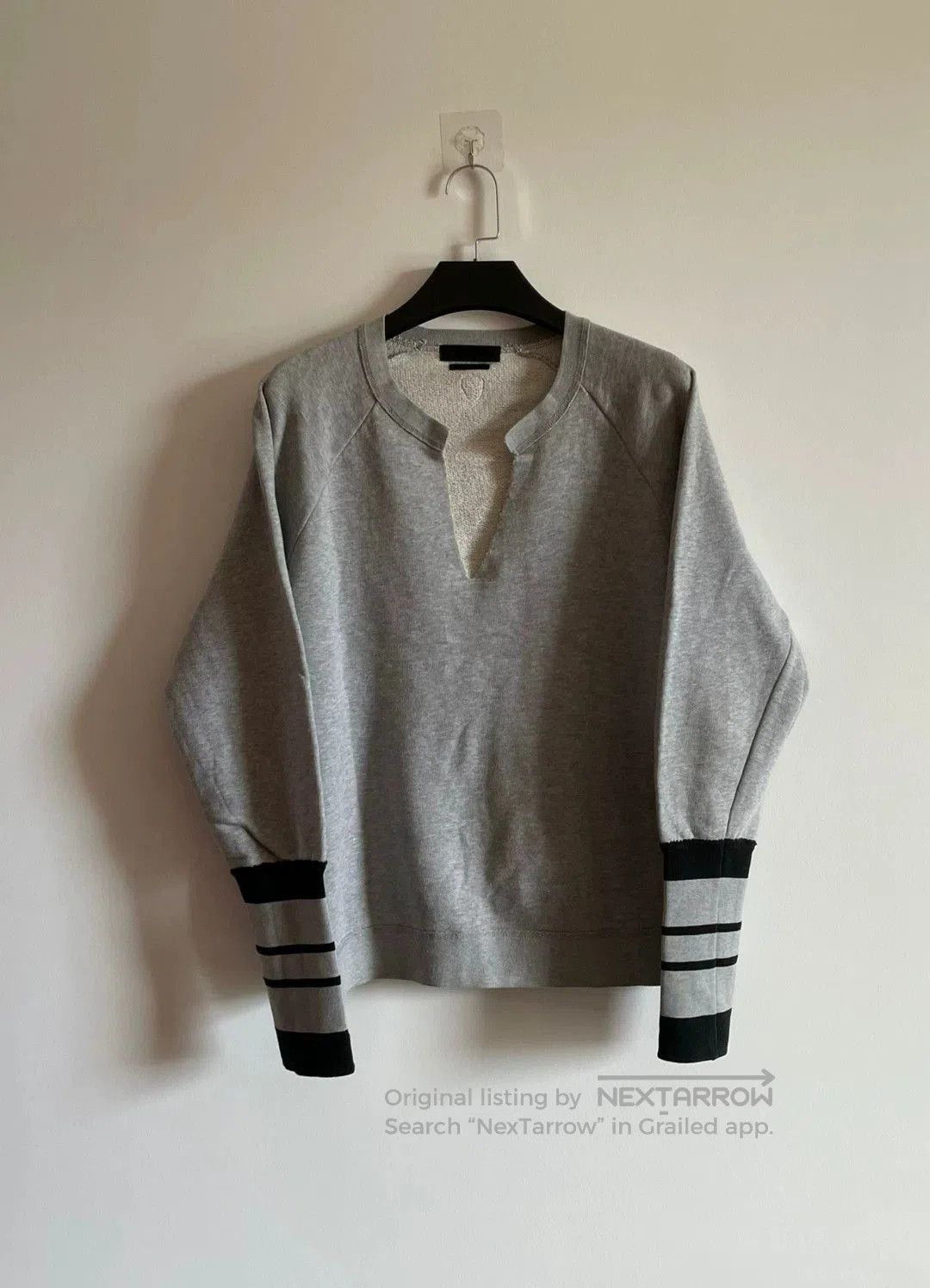 Alexander McQueen Gray Long Sleeve V. Size US S / EU 44-46 / 1 - 2 Thumbnail