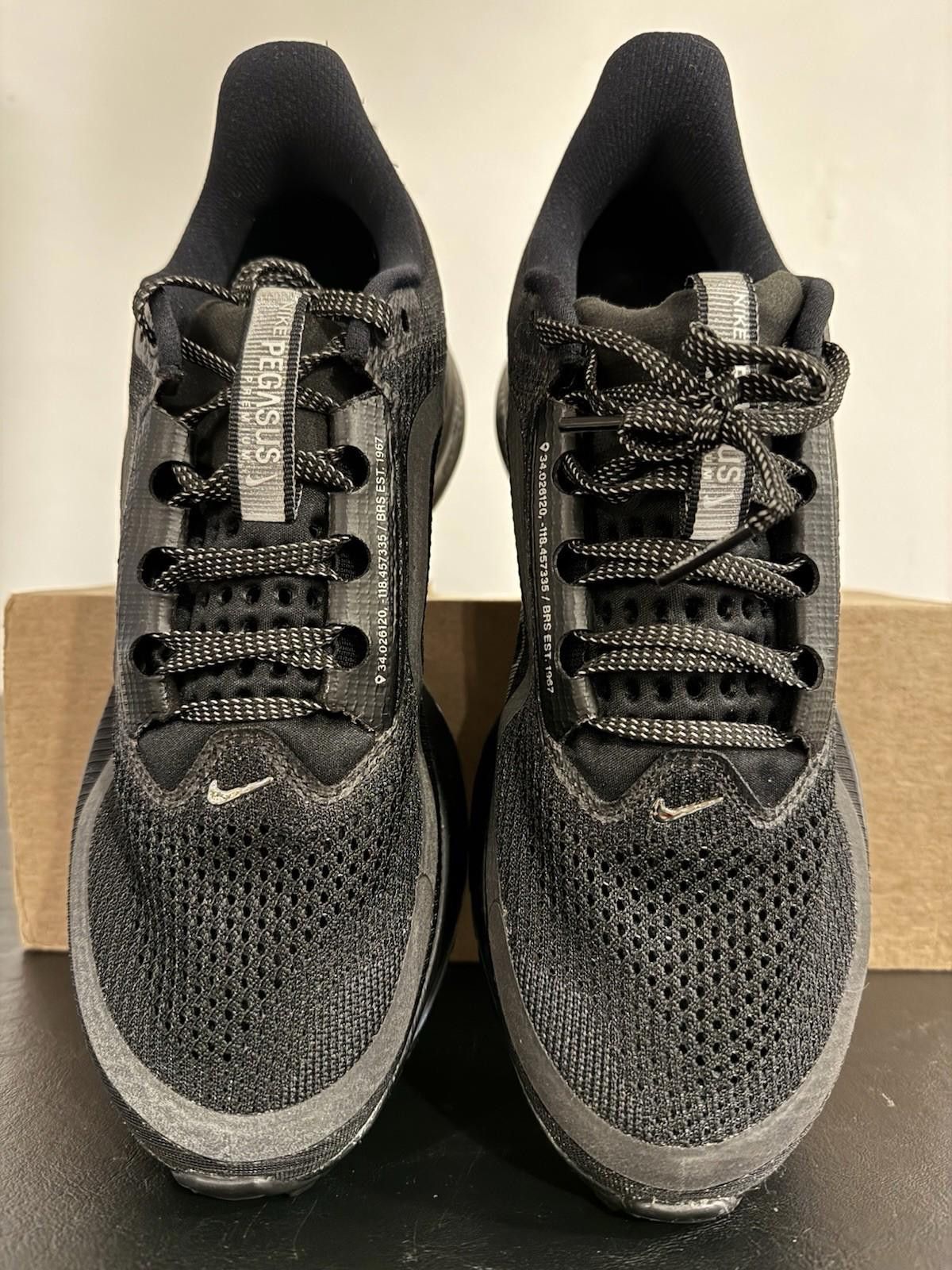 Nike Size 10 - Nike Pegasus Premium Black Metallic Silver Size US 10 / EU 43 - 4 Thumbnail