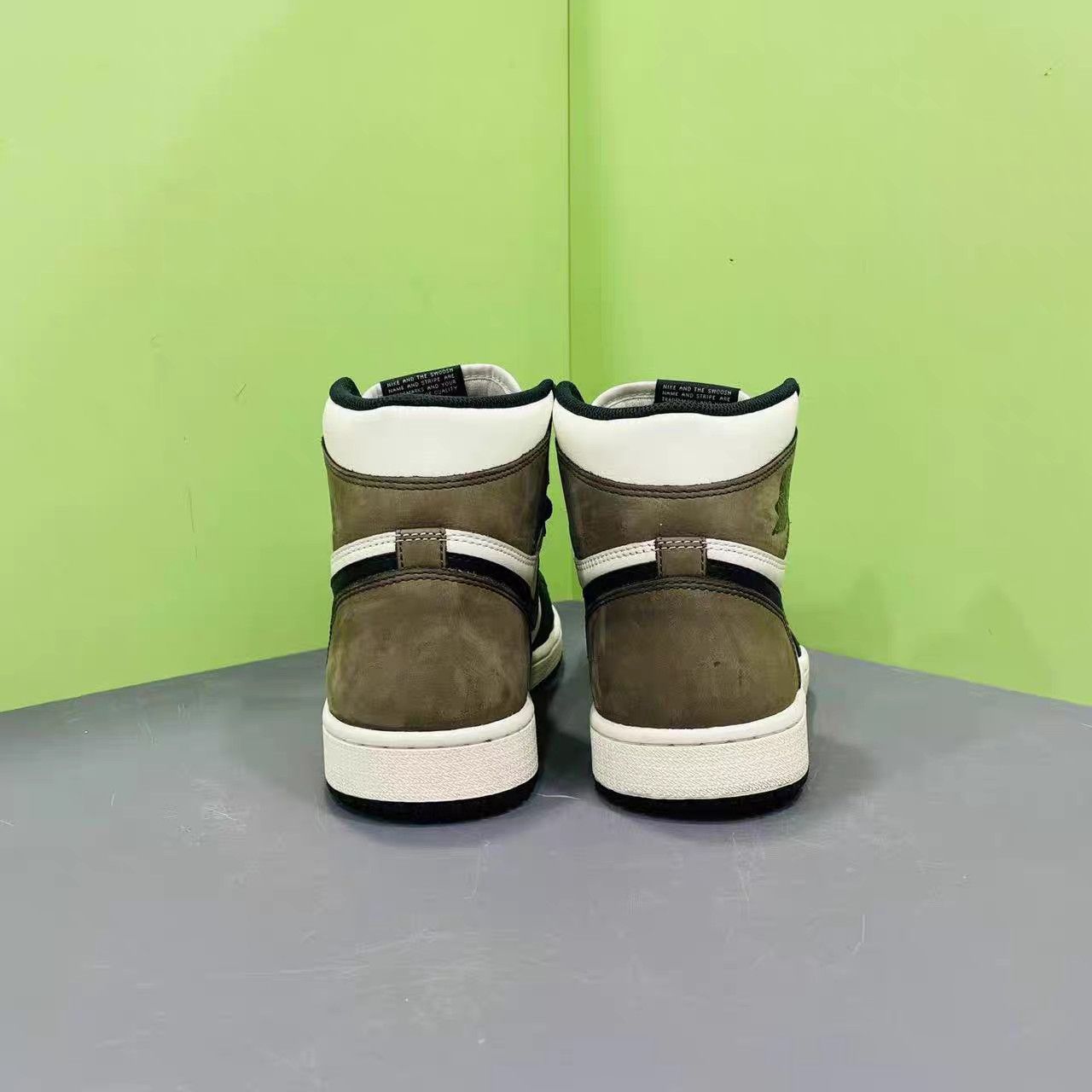 Nike AJ1 Mocha Basketball Shoes K15 Size US 10 / EU 43 - 6 Thumbnail