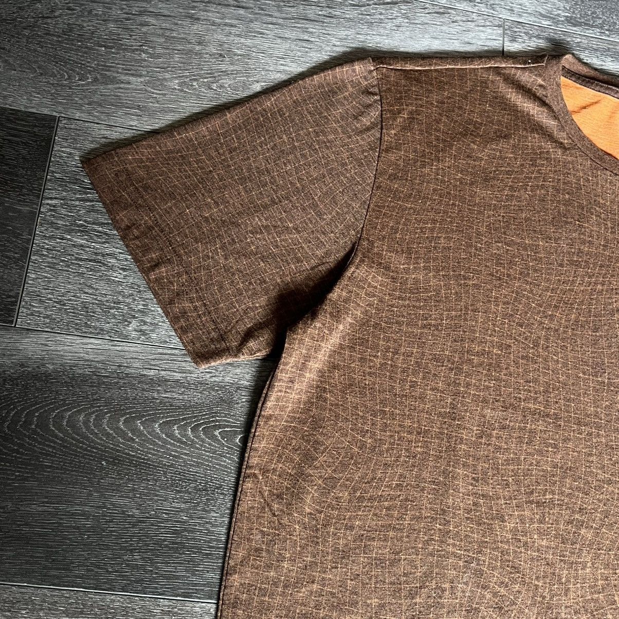 Oakley Oakley Iridium Grid Pattern Orange Brown T Shirt Holo Patch Size US XL / EU 56 / 4 - 4 Thumbnail