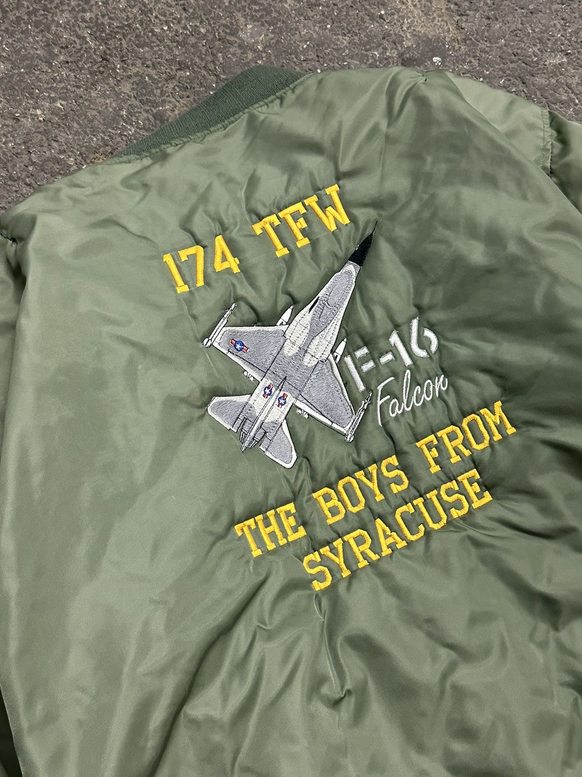 Vintage Y2K flight army bomber jacket Size US L / EU 52-54 / 3 - 5 Thumbnail