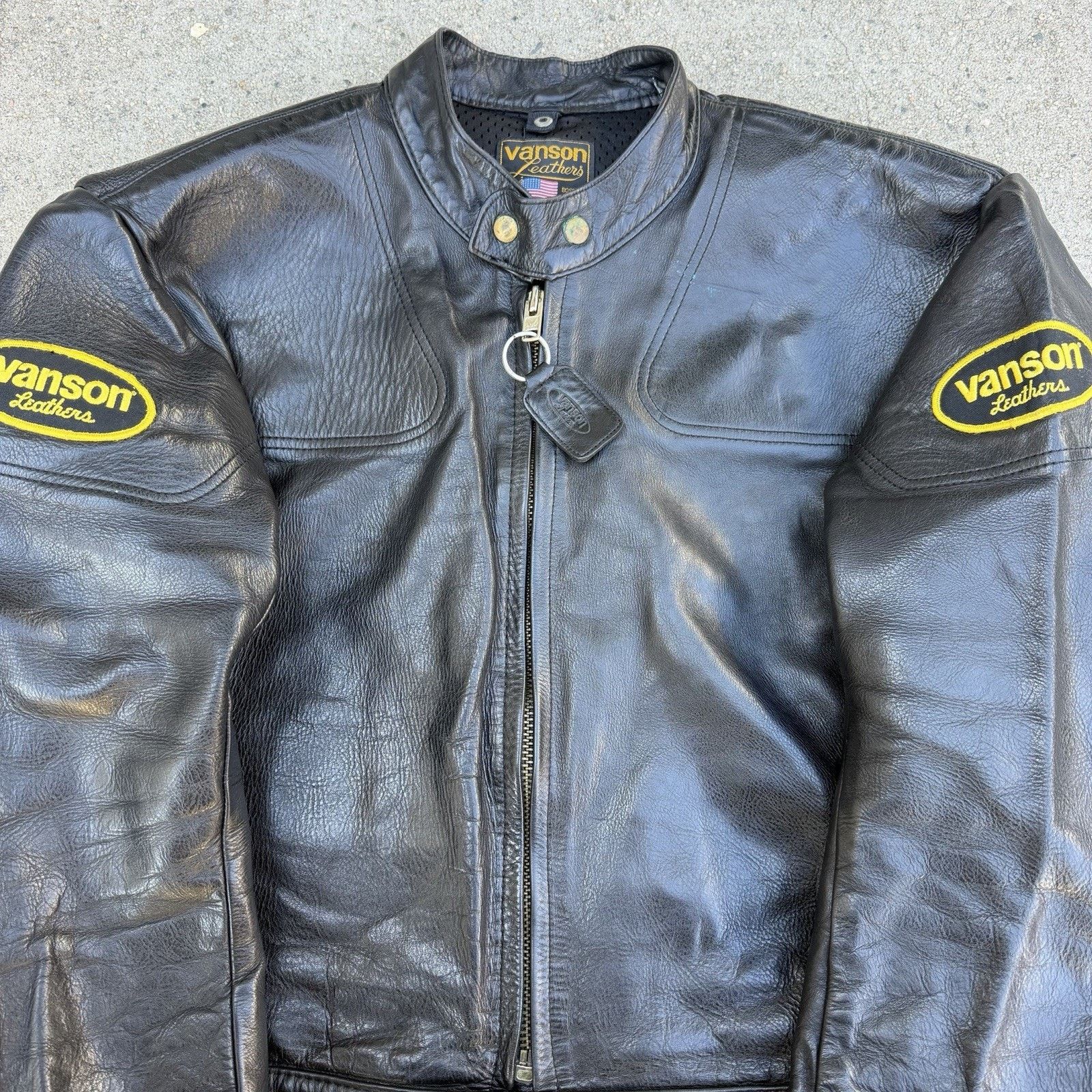 Leather × Vanson Leathers × Vintage Vintage Vanson Leather Black Motorcycle Jacket fits XL Men Size US XL / EU 56 / 4 - 2 Thumbnail