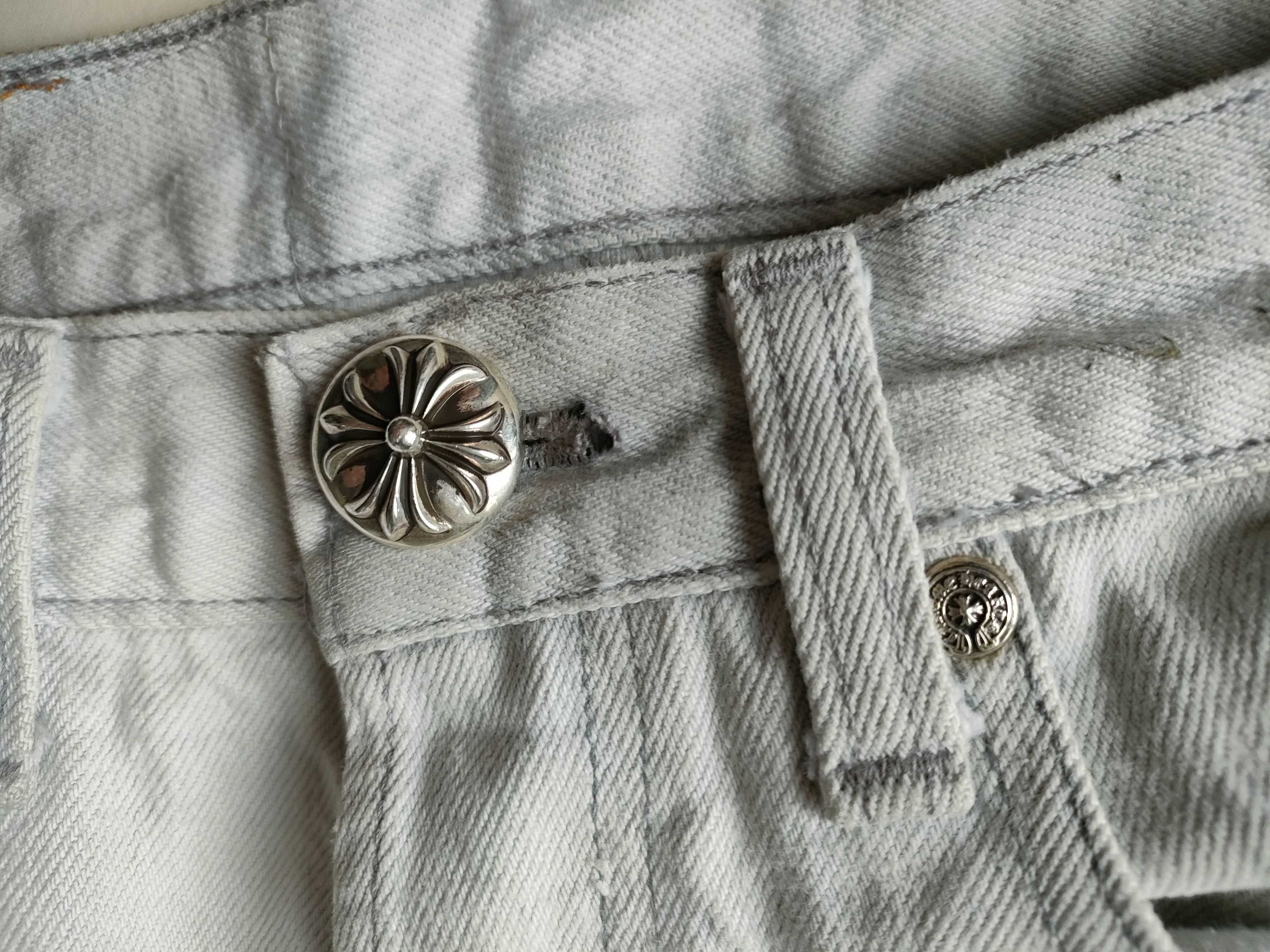 Chrome Hearts Chrome Hearts Silver Cross Patches Light Gray Jeans Size 27" / US 4 / IT 40 - 3 Thumbnail