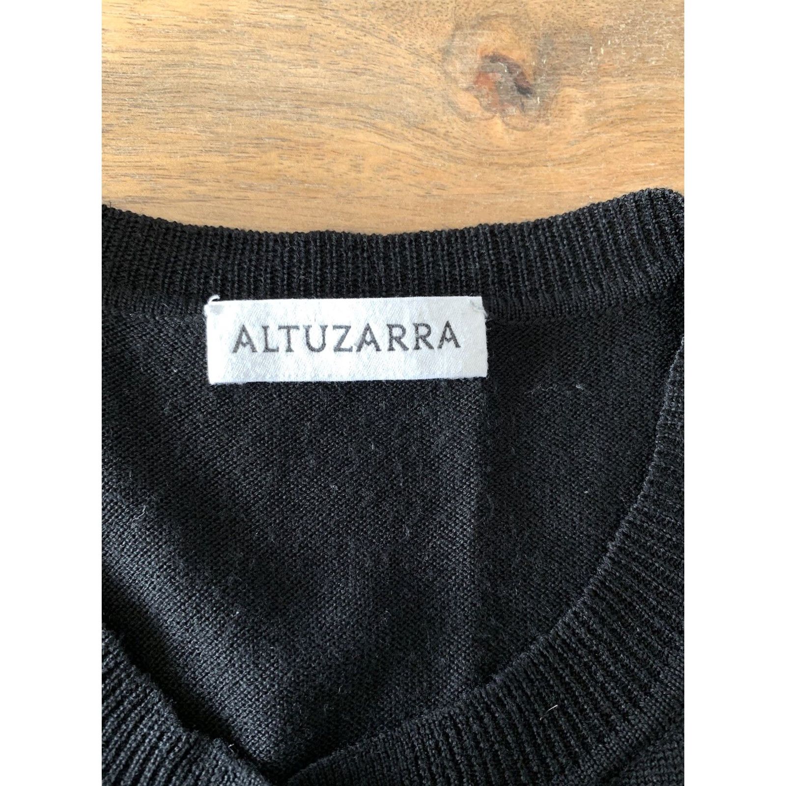 Altuzarra Altuzarra Hestia Knit Merino Viscose Front Button Shift Dress Black Midi 36 Women's Cap Sleeve Button Neck Round Vintage? Size XS / US 0-2 / IT 36-38 - 3 Thumbnail