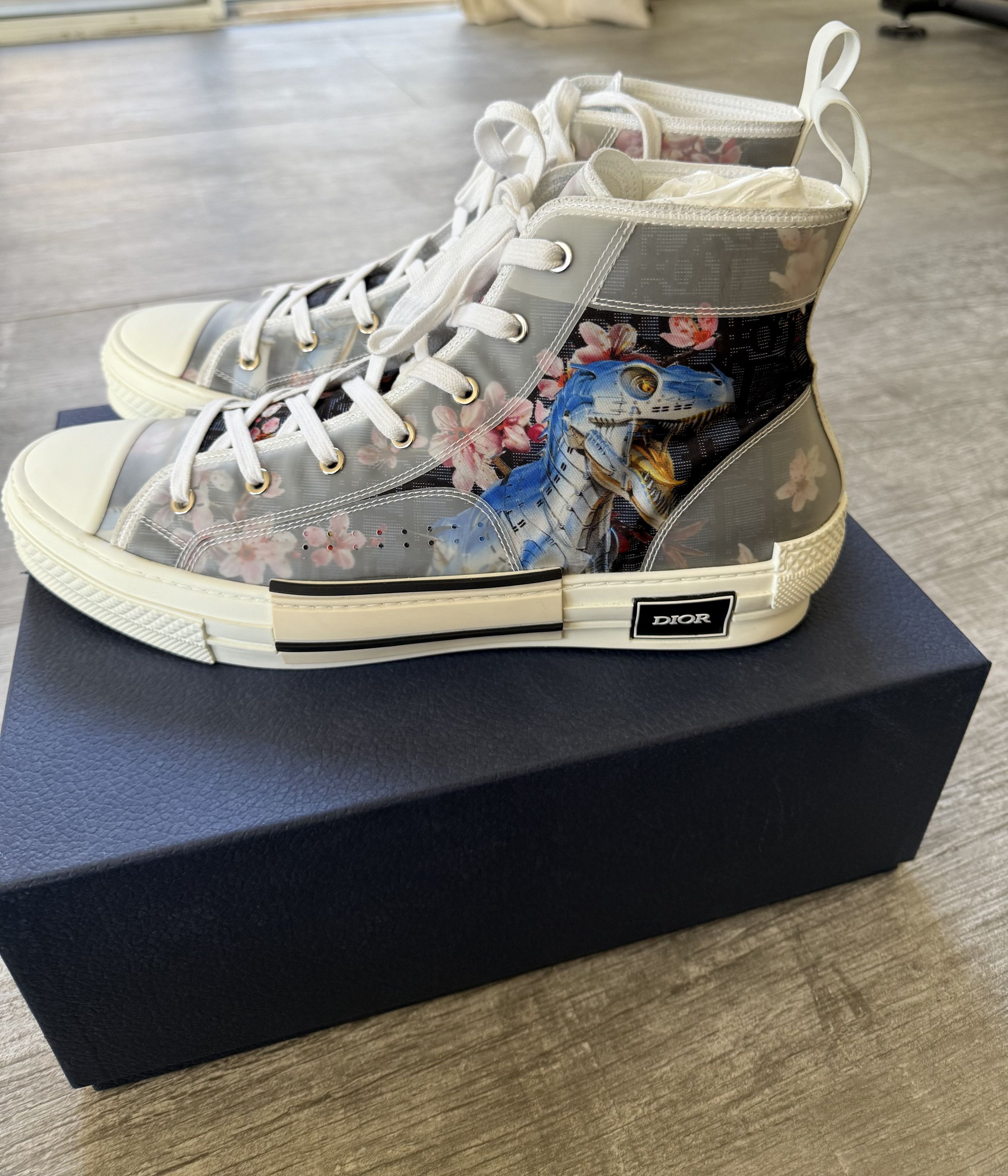 Dior Hajime Sorayama x Dior B23 Retro-Futuristic Size US 14 / EU 47 - 4 Thumbnail