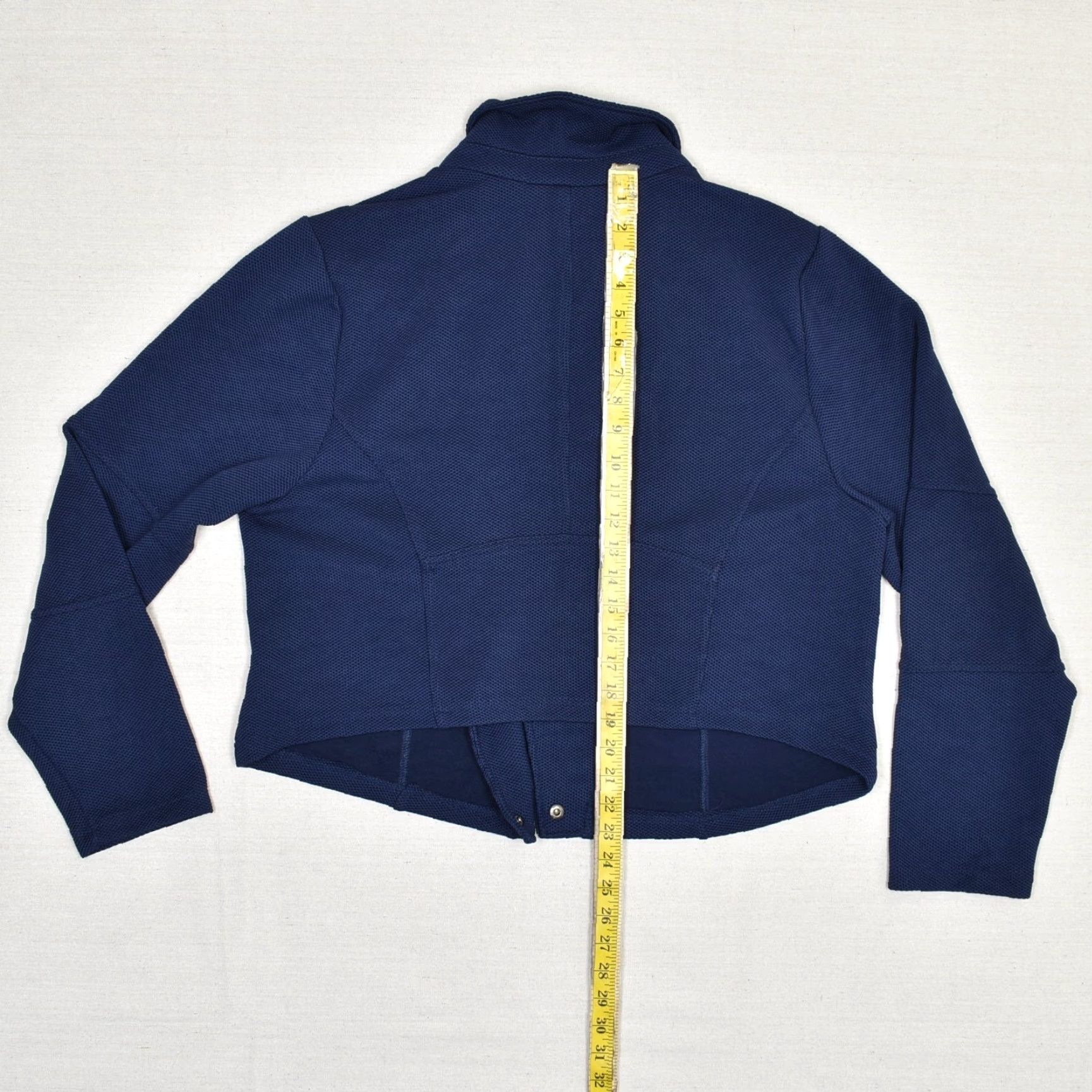 Torrid Torrid Blazer Full Zip Jacket Blue Plus Size 3 Texture Women Solid Polyester Jacket, Basic, 3 Texture, Plus Size Womens Size XS / US 0-2 / IT 36-38 - 5 Thumbnail
