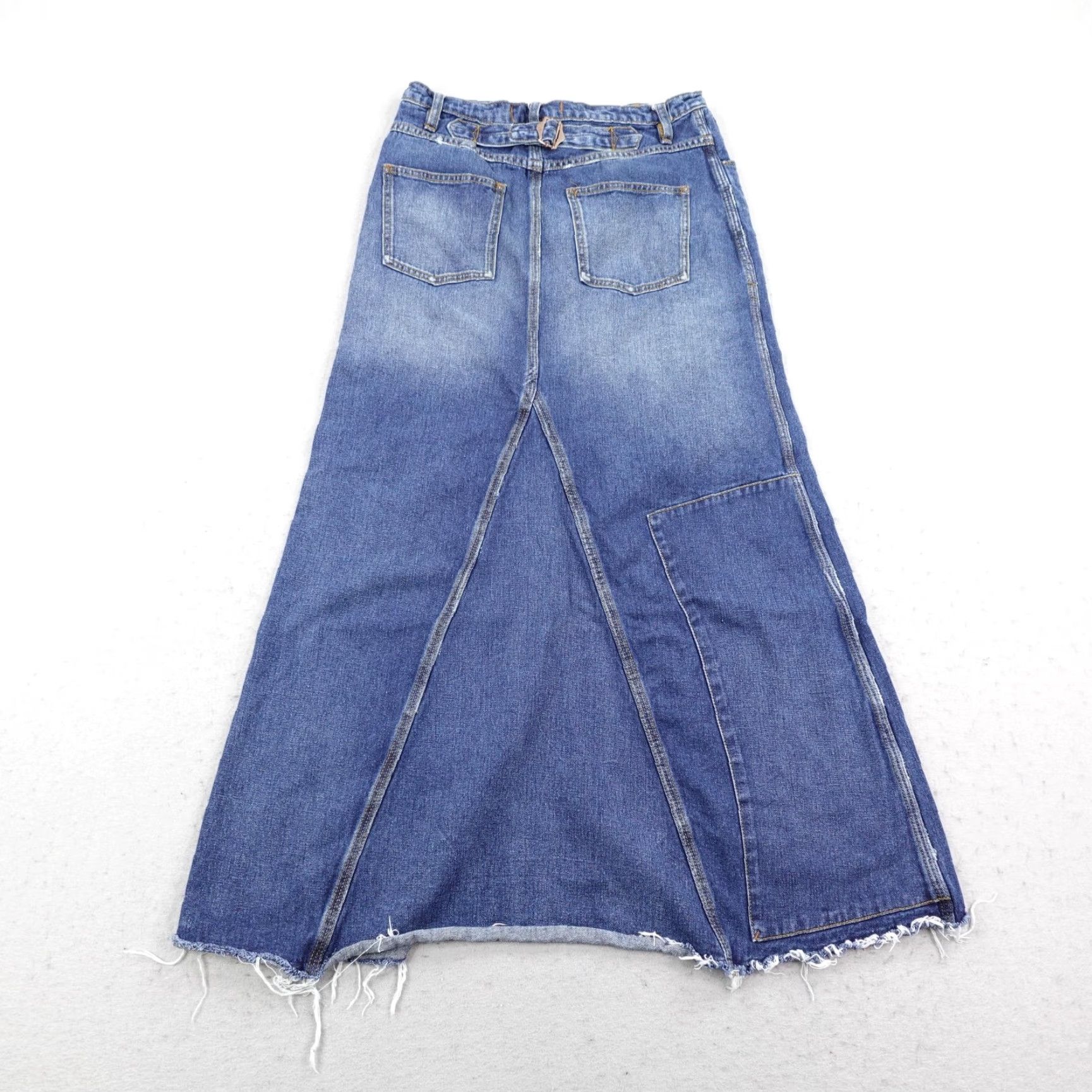 Free People VINTAGE Free People Skirt Womens 26 Blue Denim Patchwork Maxi Button Fly Raw Hem Boho Size 26" / US 2 / IT 38 - 5 Thumbnail