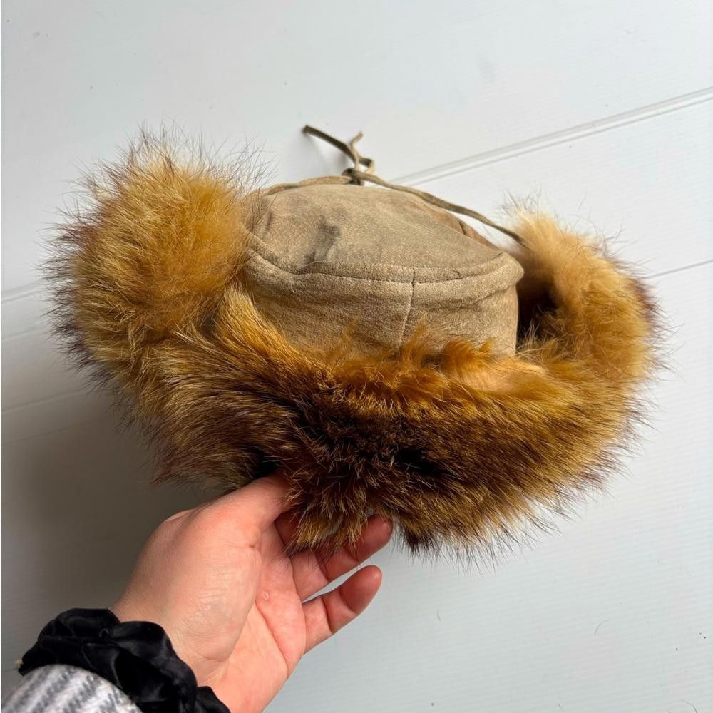 Designer Leather Tie Hat with Fur Brim Size ONE SIZE - 1 Thumbnail