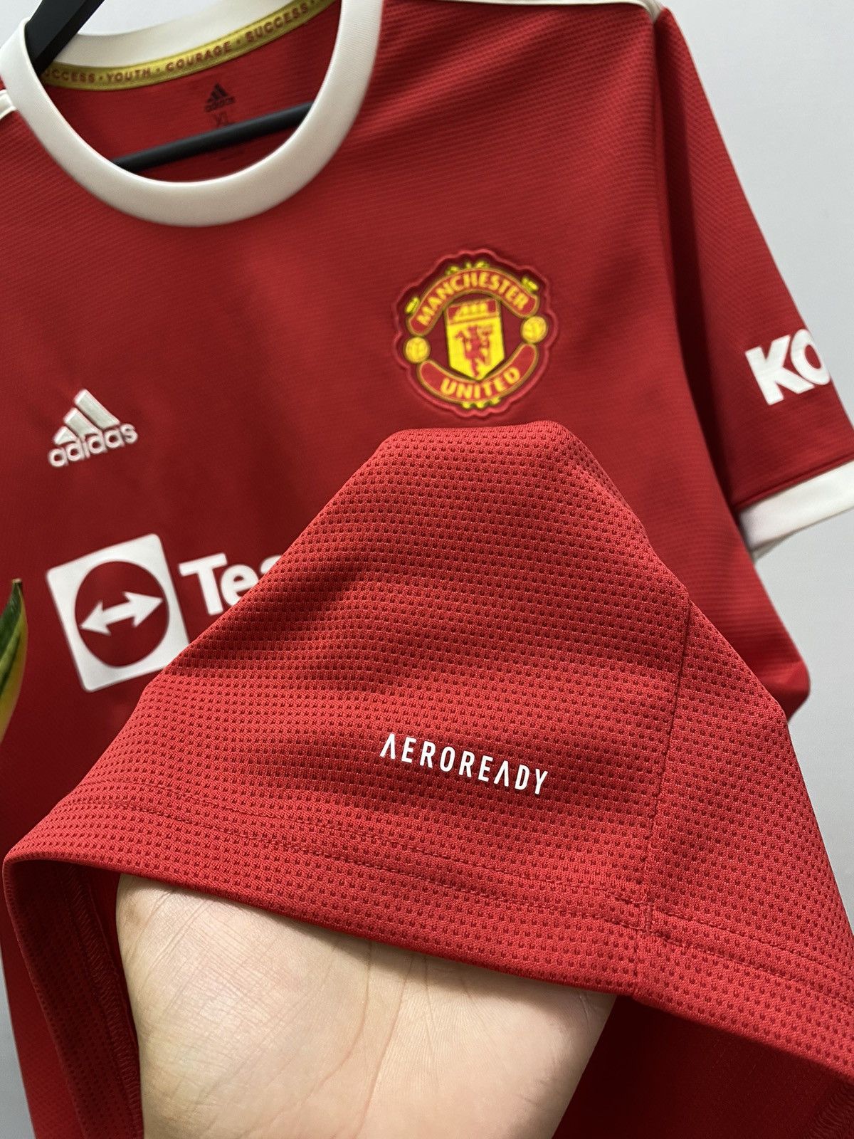 Adidas Manchester United 2021 2022 Soccer Jersey Football Shirt Size US XL / EU 56 / 4 - 8 Thumbnail