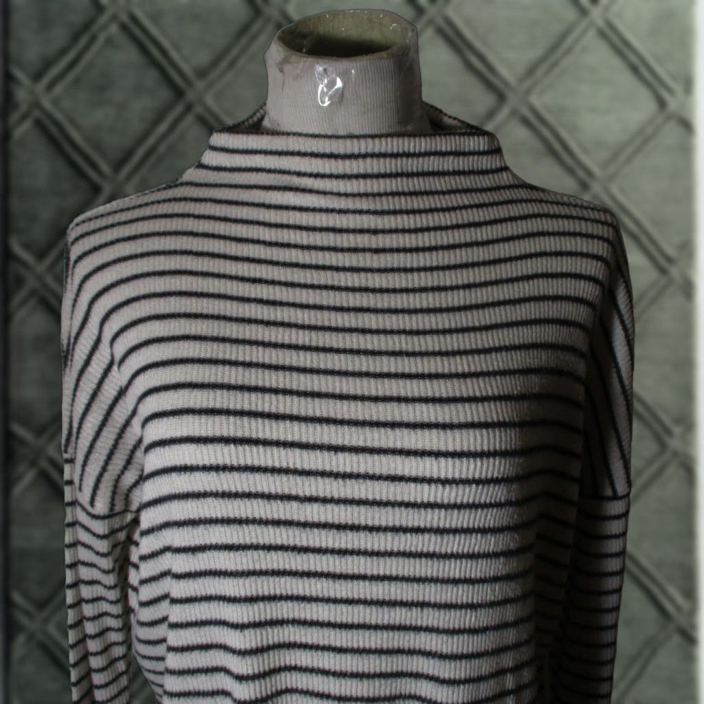 Lucky Brand LUCKY BRAND Top Shirt Long Sleeve Beige/Black XS Women's Mock Neck Pullover Size XS / US 0-2 / IT 36-38 - 1 Thumbnail